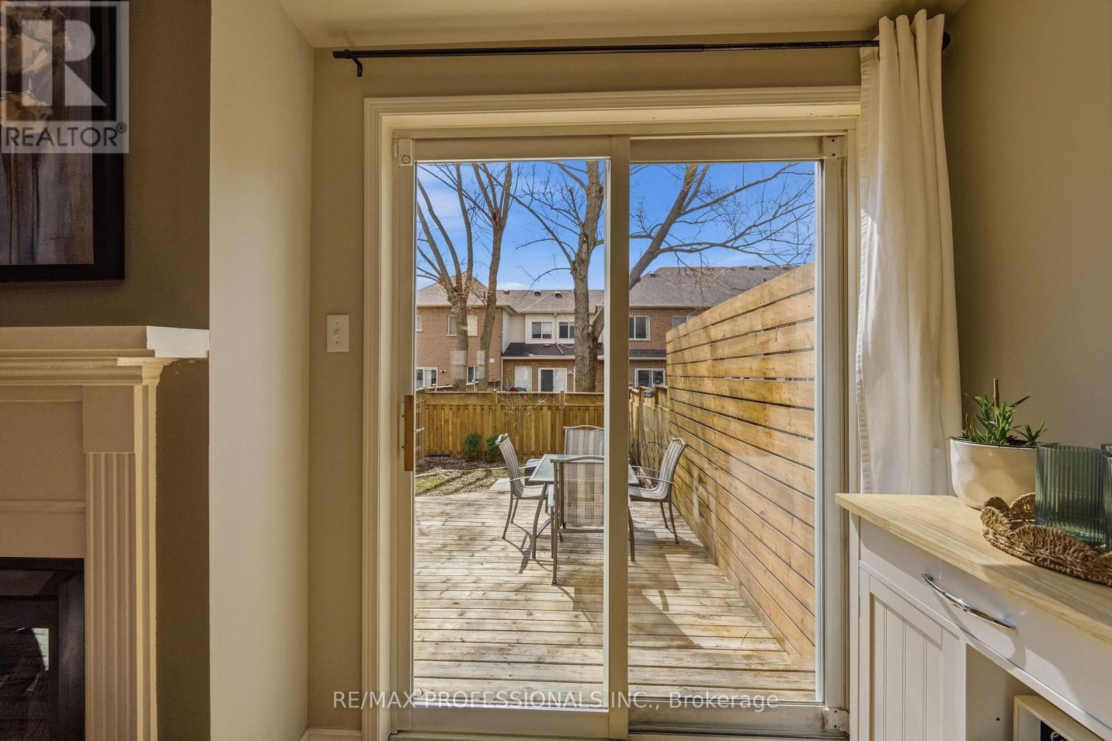 34 Harding Street, Halton Hills (Georgetown), Ontario  L7G 6B2 - Photo 36 - W12922368