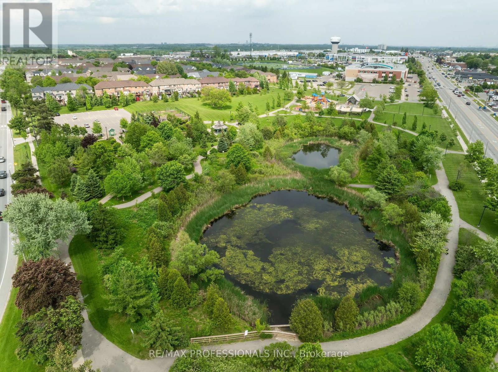 34 Harding Street, Halton Hills (Georgetown), Ontario  L7G 6B2 - Photo 47 - W12922368