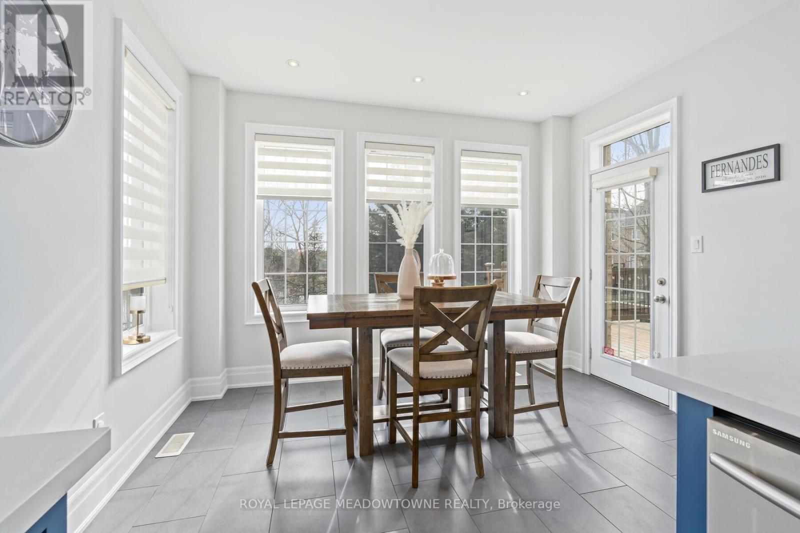 10 Silver Pond Drive, Halton Hills (Georgetown), Ontario  L7G 6L9 - Photo 18 - W12922512