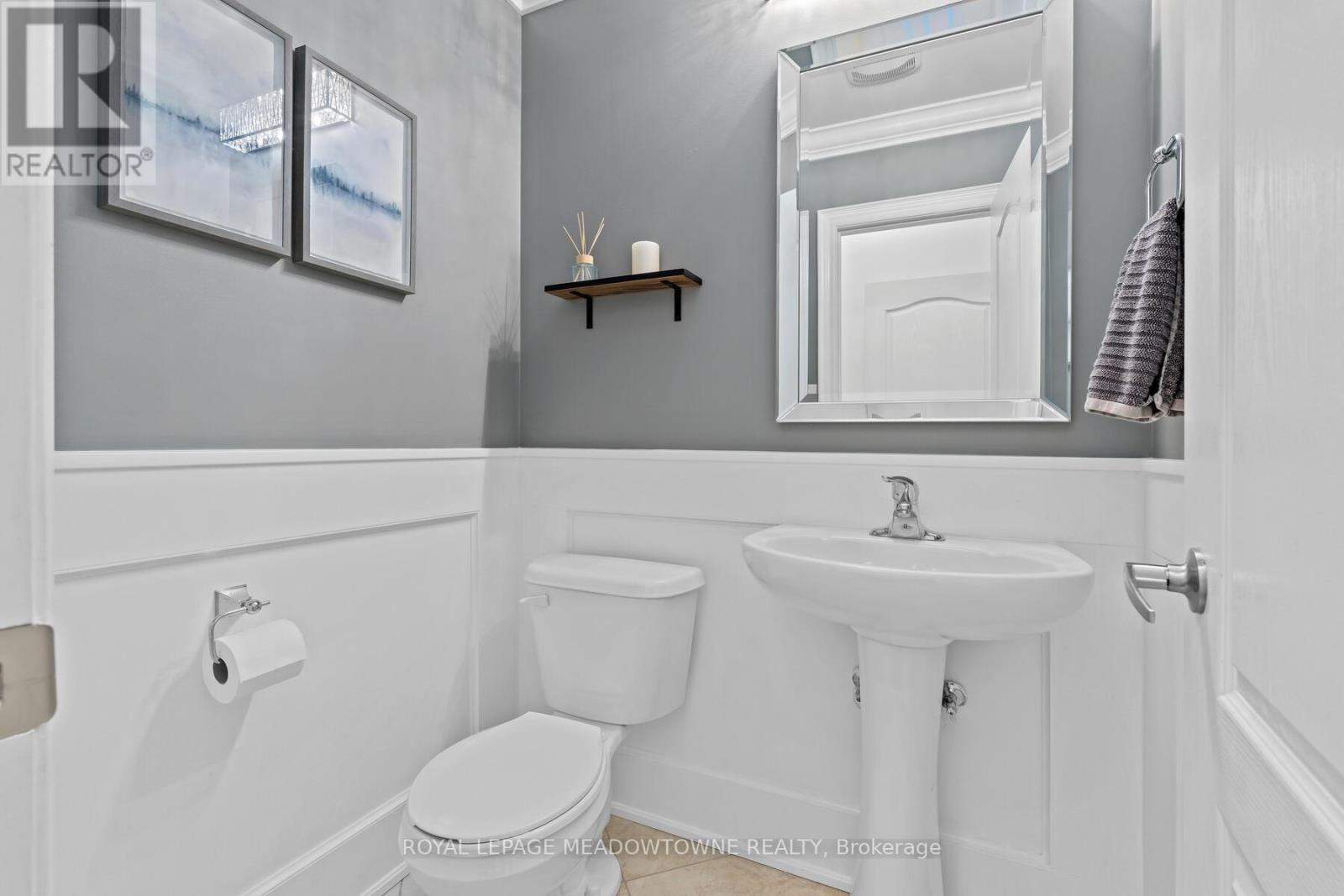 10 Silver Pond Drive, Halton Hills (Georgetown), Ontario  L7G 6L9 - Photo 19 - W12922512