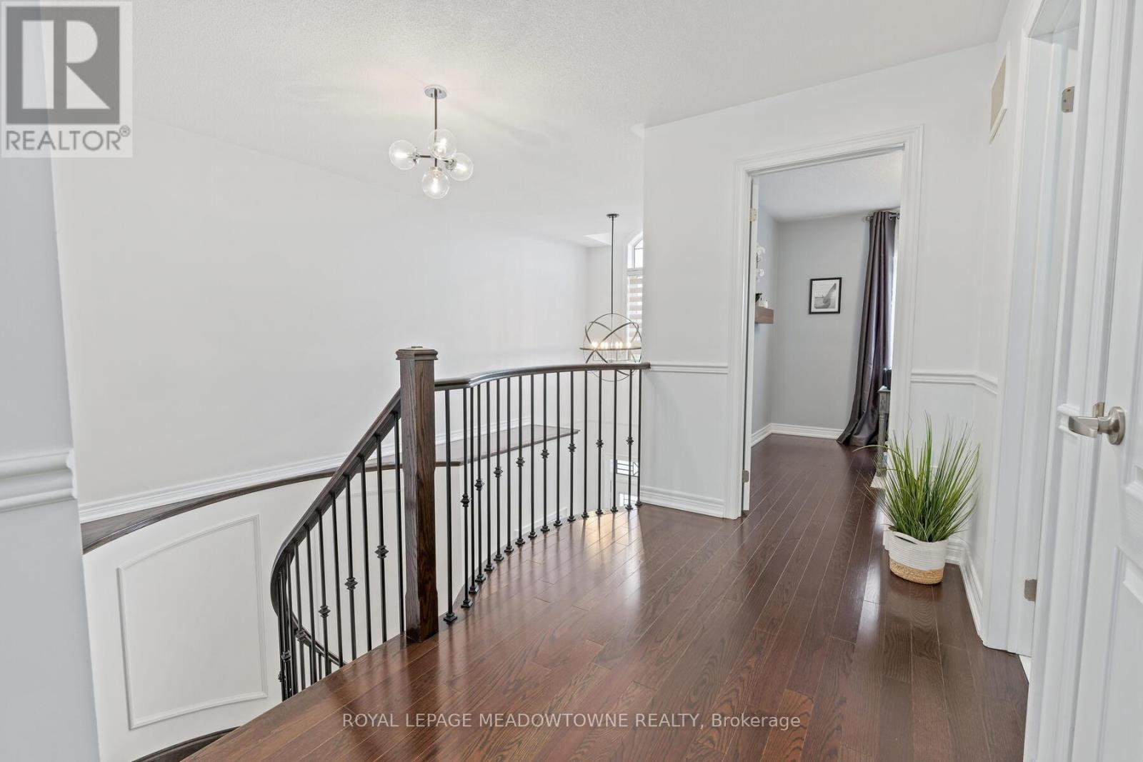 10 Silver Pond Drive, Halton Hills (Georgetown), Ontario  L7G 6L9 - Photo 22 - W12922512