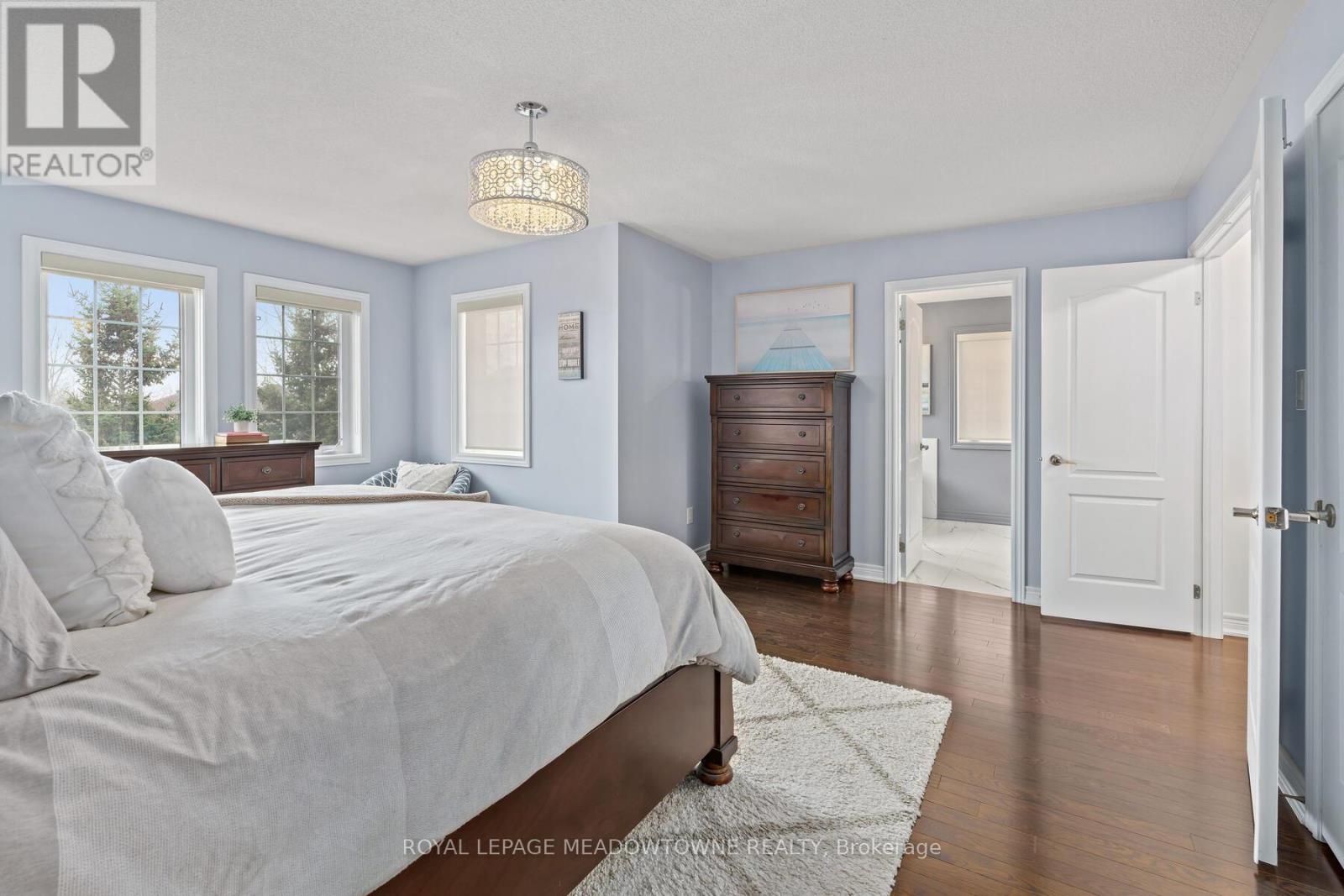 10 Silver Pond Drive, Halton Hills (Georgetown), Ontario  L7G 6L9 - Photo 25 - W12922512