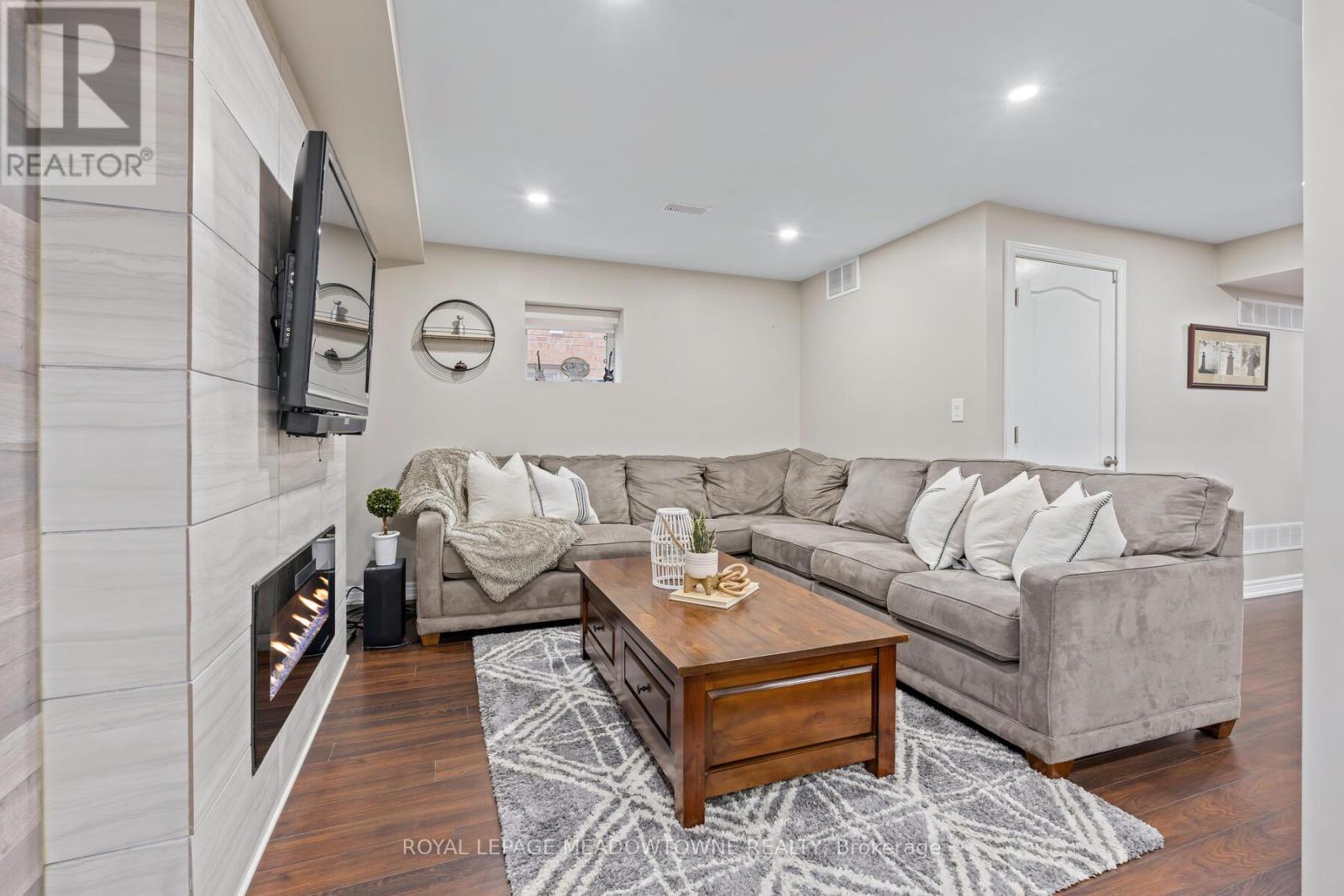 10 Silver Pond Drive, Halton Hills (Georgetown), Ontario  L7G 6L9 - Photo 36 - W12922512