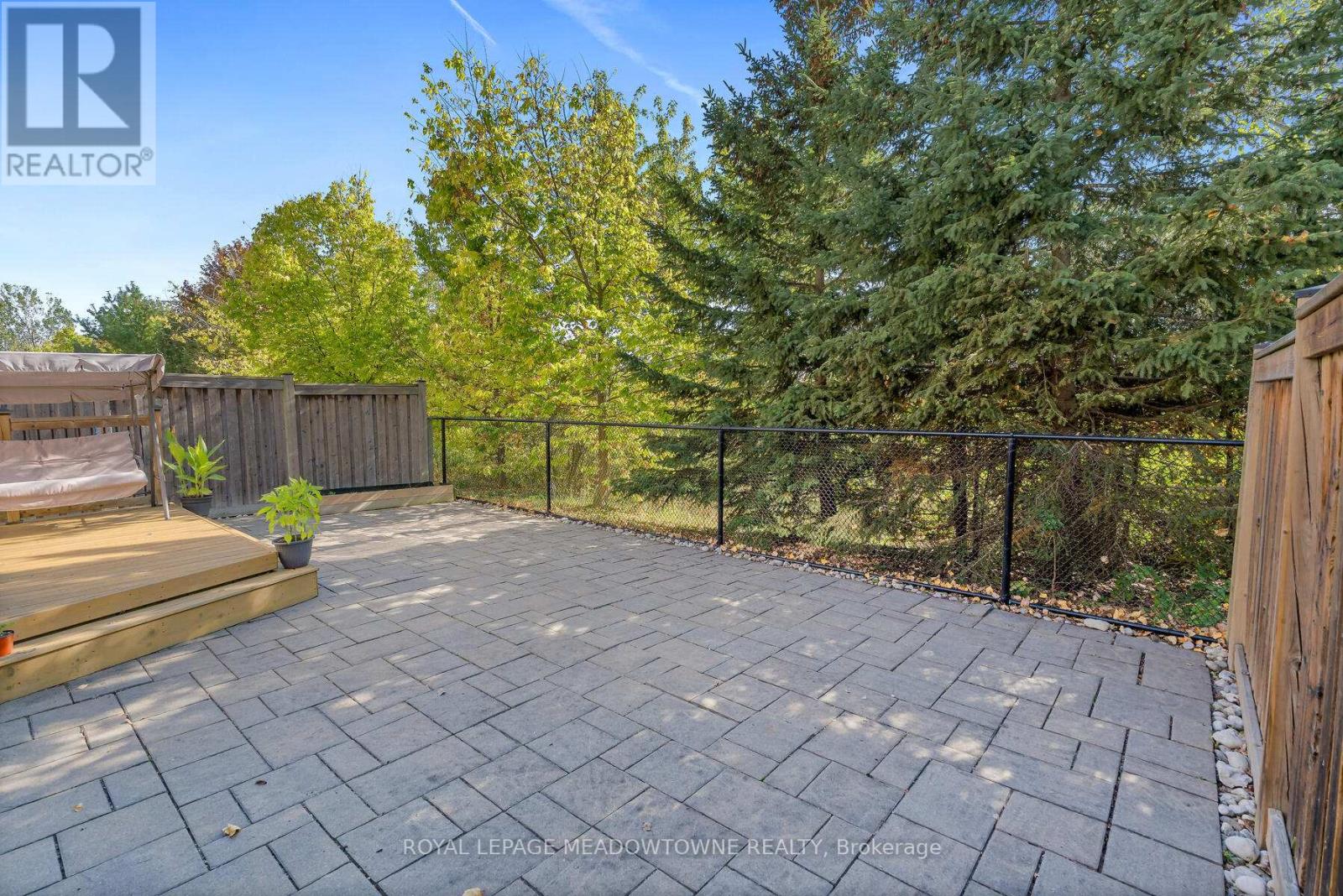 10 Silver Pond Drive, Halton Hills (Georgetown), Ontario  L7G 6L9 - Photo 43 - W12922512