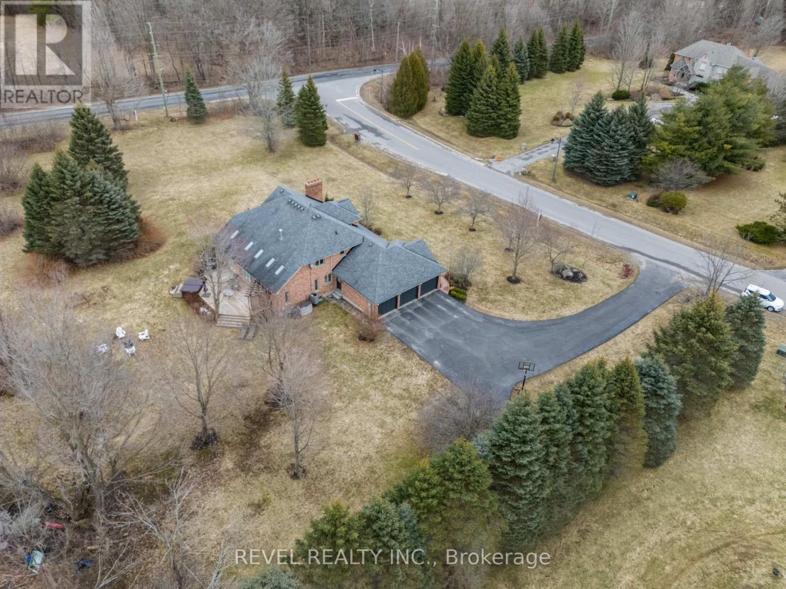 2255 Mohawk Trail, Milton (Campbellville), Ontario  L0P 1B0 - Photo 49 - W12923462