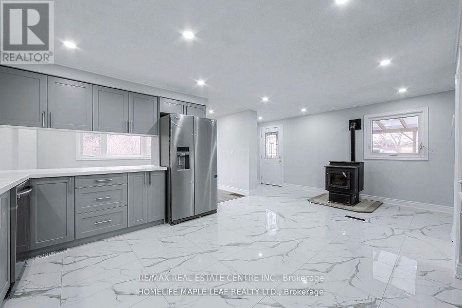 12097 6th Nassagaweya Line, Milton (Na Rural Nassagaweya), Ontario  L7J 2L7 - Photo 23 - W12923554