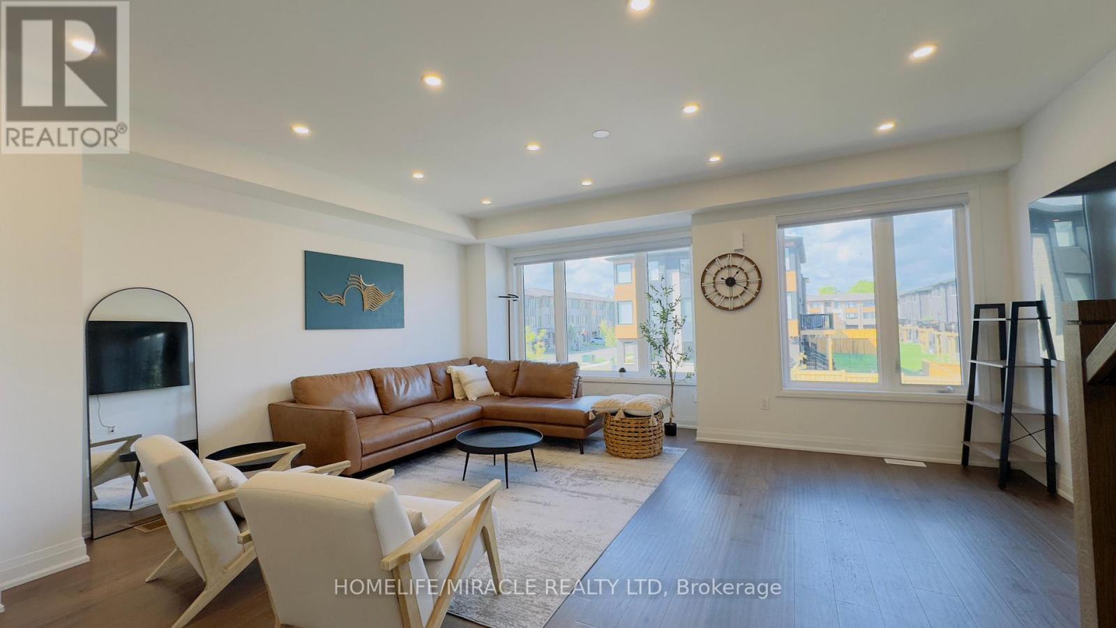 9 Briar Court, Halton Hills (Georgetown), Ontario  L7G 0P5 - Photo 11 - W12923634