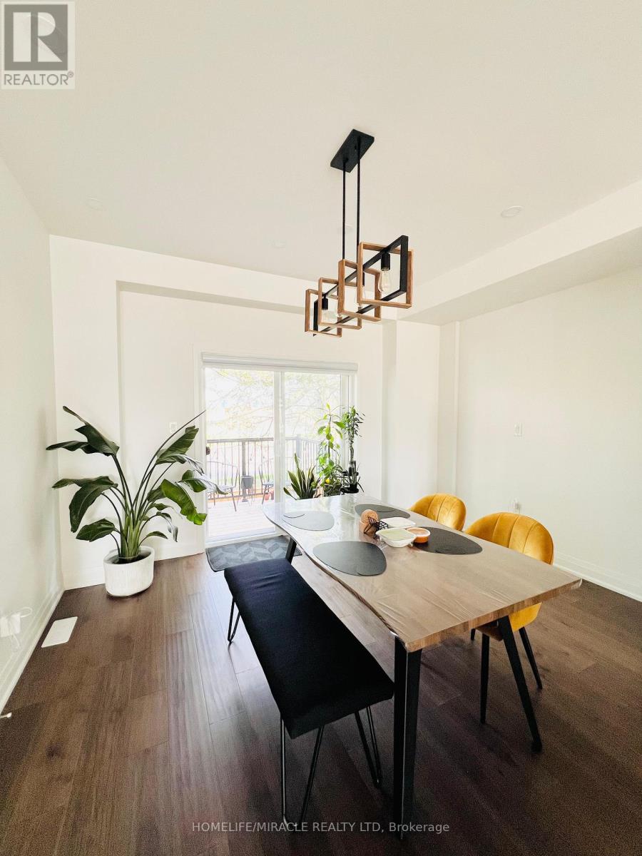 9 Briar Court, Halton Hills (Georgetown), Ontario  L7G 0P5 - Photo 17 - W12923634