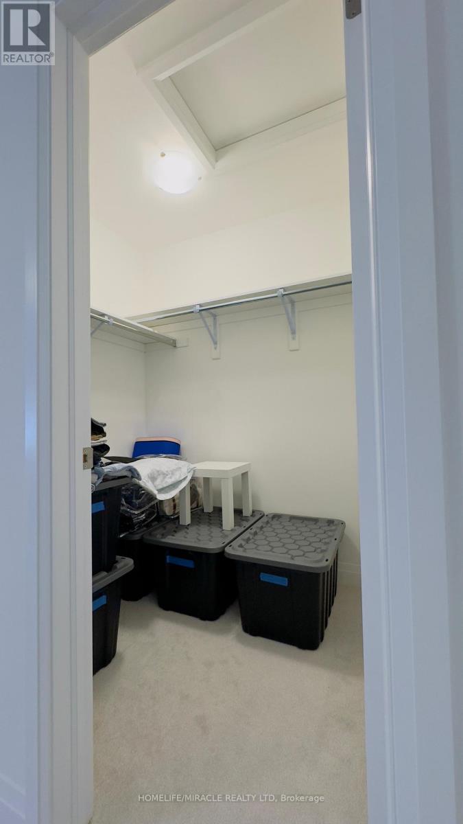 9 Briar Court, Halton Hills (Georgetown), Ontario  L7G 0P5 - Photo 25 - W12923634