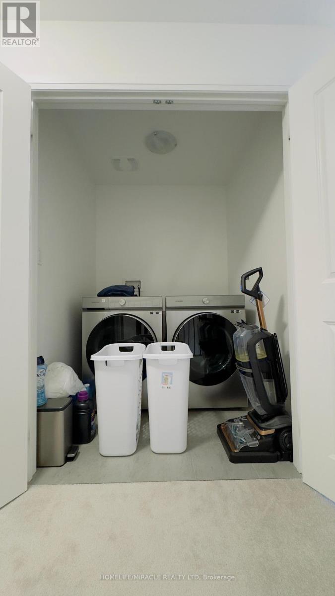 9 Briar Court, Halton Hills (Georgetown), Ontario  L7G 0P5 - Photo 32 - W12923634