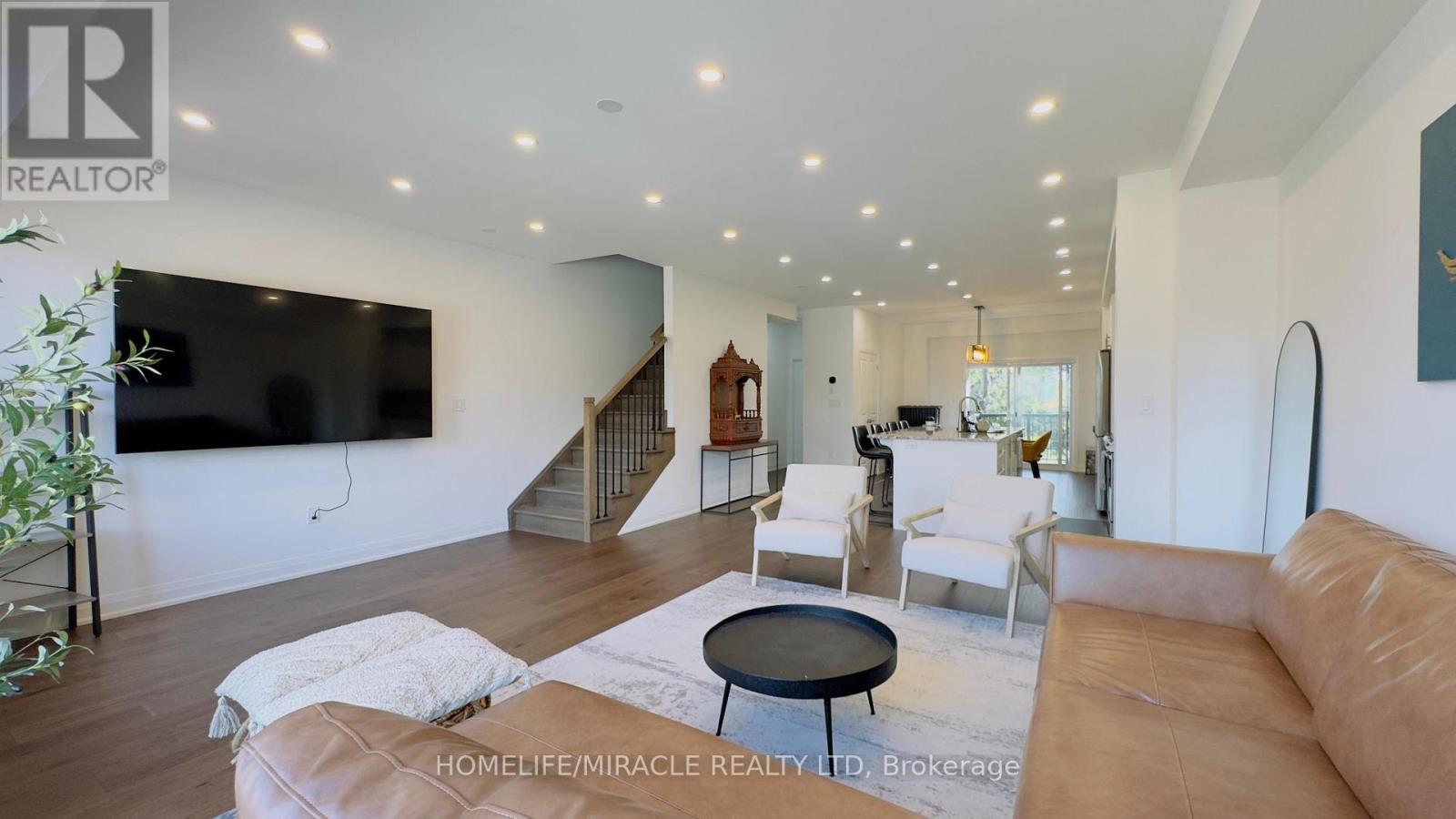 9 Briar Court, Halton Hills (Georgetown), Ontario  L7G 0P5 - Photo 6 - W12923634