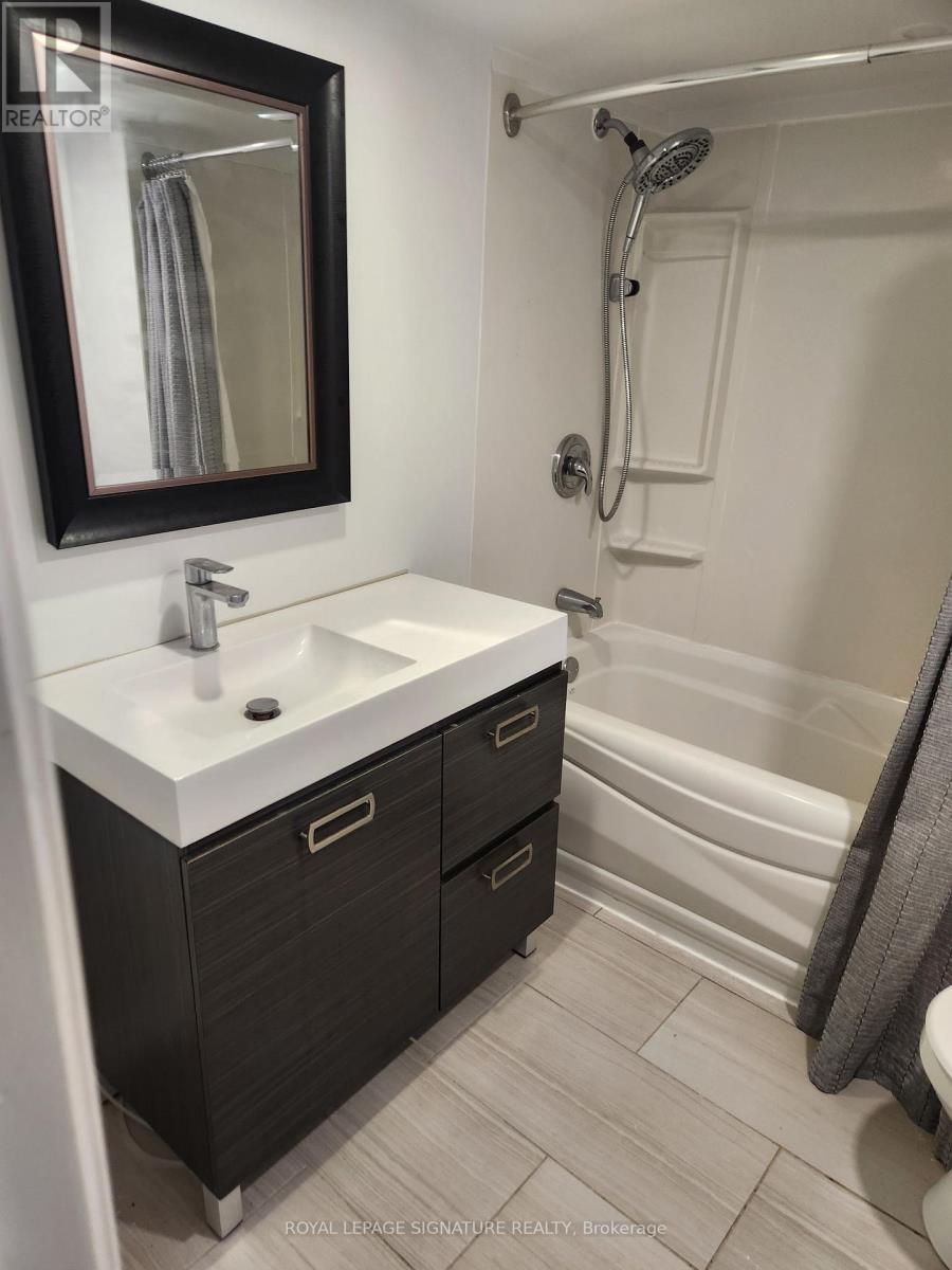 43 Mcintyre Crescent, Halton Hills (Georgetown), Ontario  L7G 1N5 - Photo 7 - W12923660