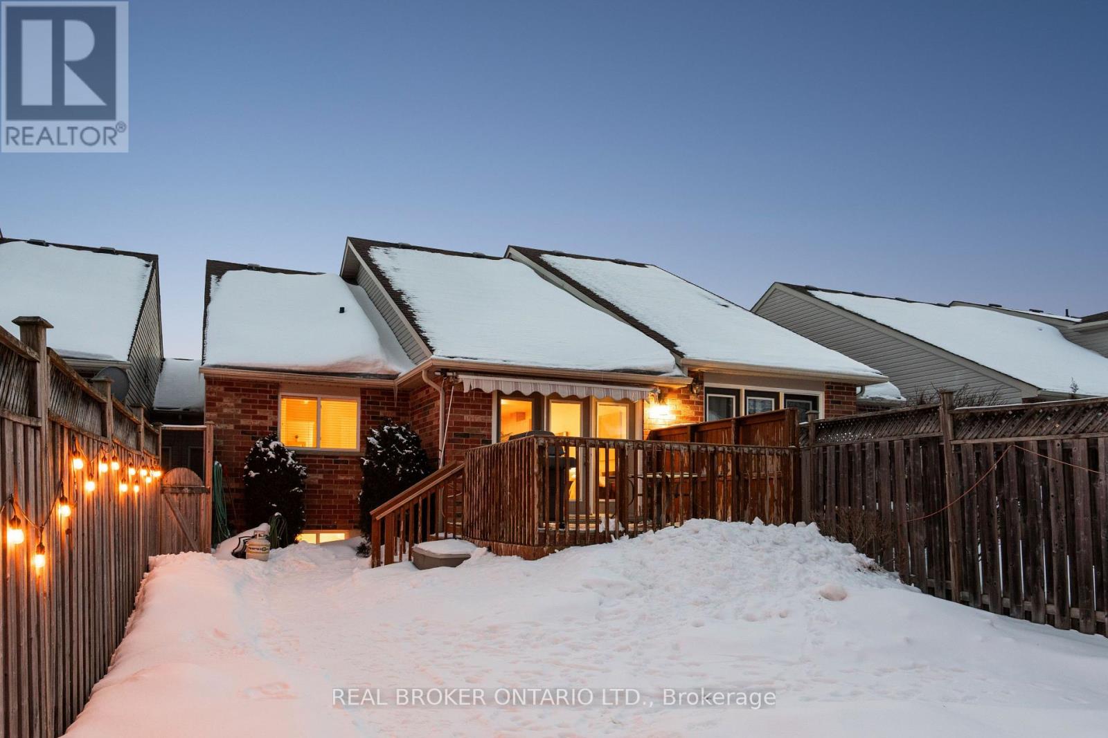 75 Doctor Moore Court, Halton Hills (Ac Acton), Ontario  L7J 3A6 - Photo 46 - W12924748