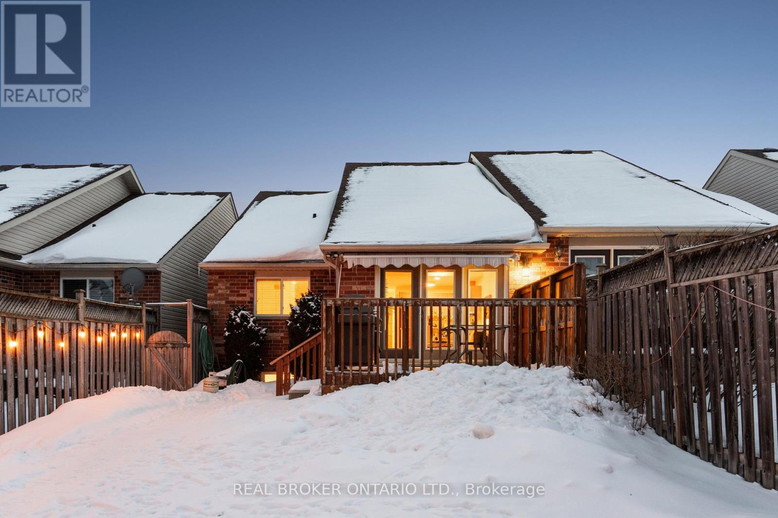 75 Doctor Moore Court, Halton Hills (Ac Acton), Ontario  L7J 3A6 - Photo 48 - W12924748