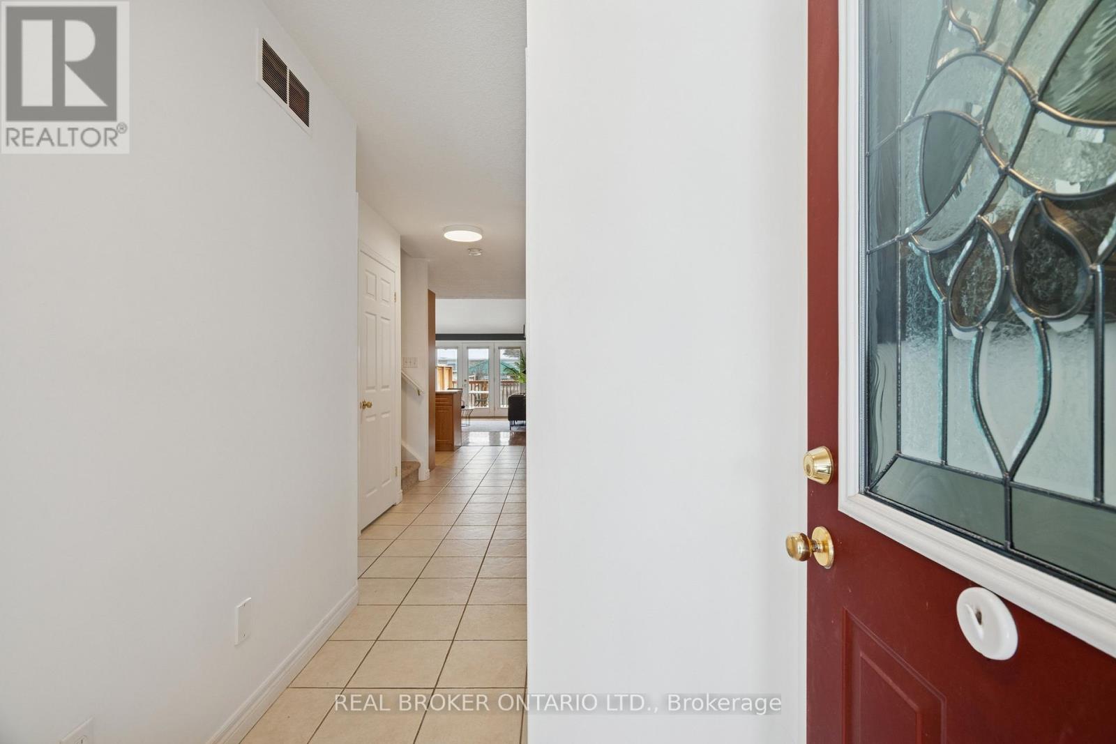 75 Doctor Moore Court, Halton Hills (Ac Acton), Ontario  L7J 3A6 - Photo 5 - W12924748