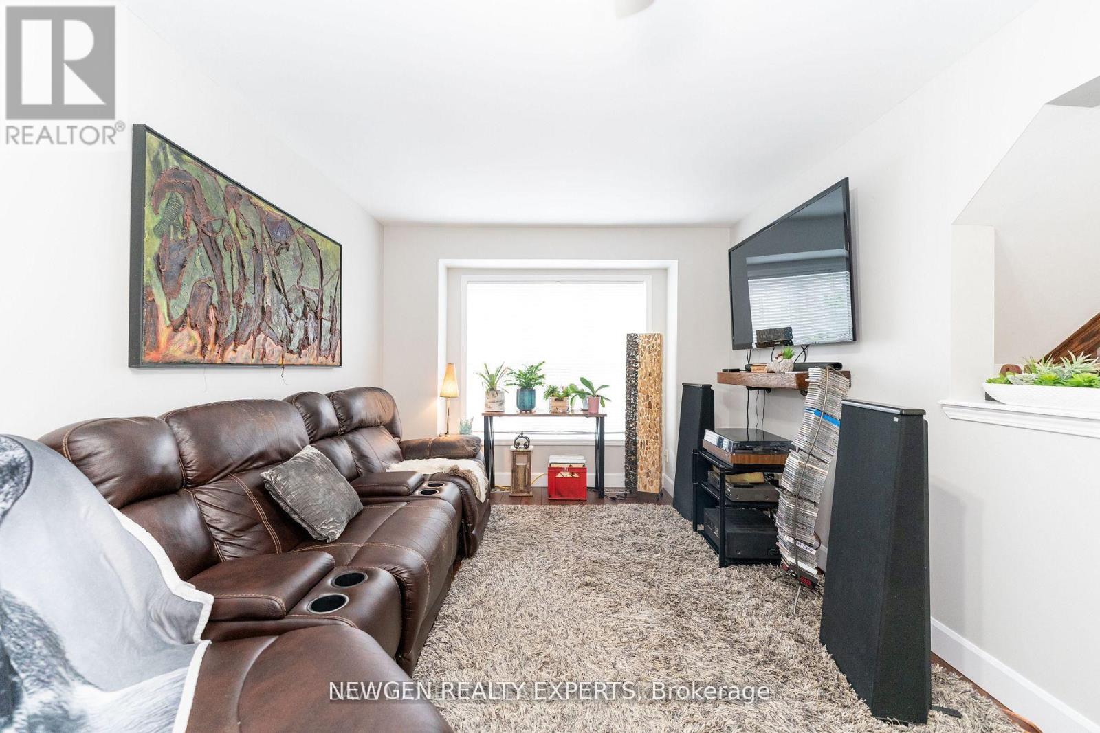 89 Seed House Lane, Halton Hills (Georgetown), Ontario  L7G 6K4 - Photo 11 - W12925714