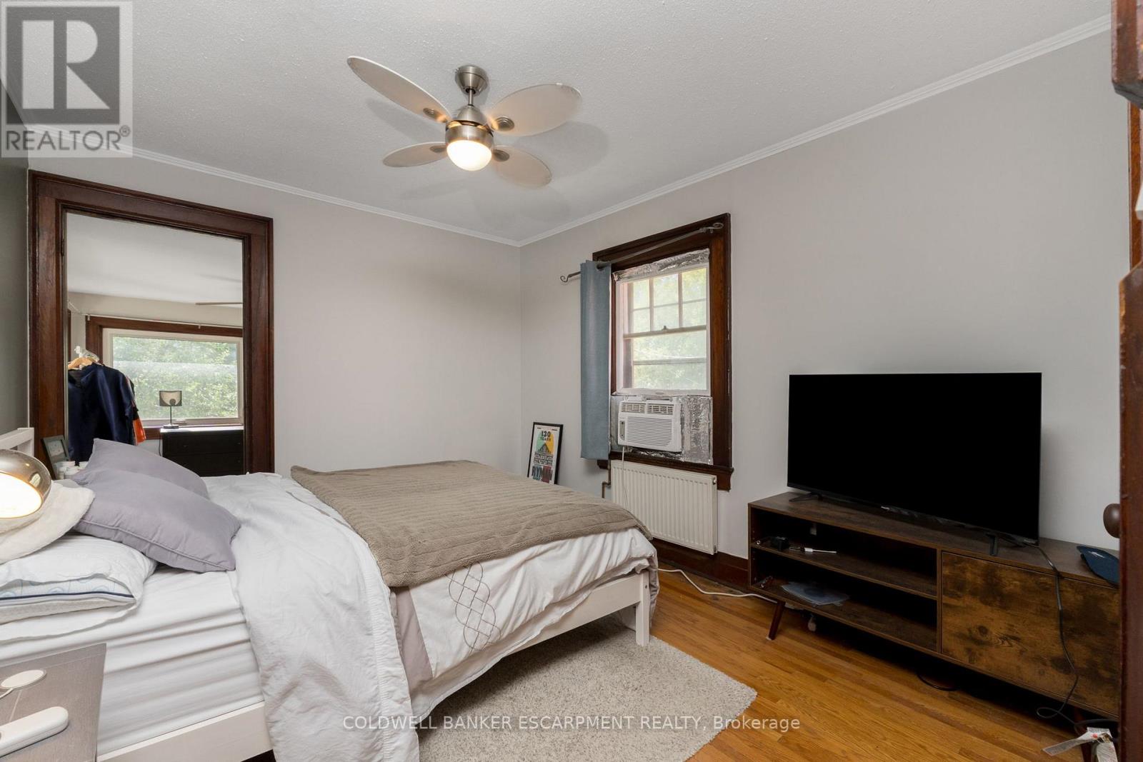 A - 20 Mill Street E, Halton Hills (Ac Acton), Ontario  L7J 1G9 - Photo 11 - W12926970