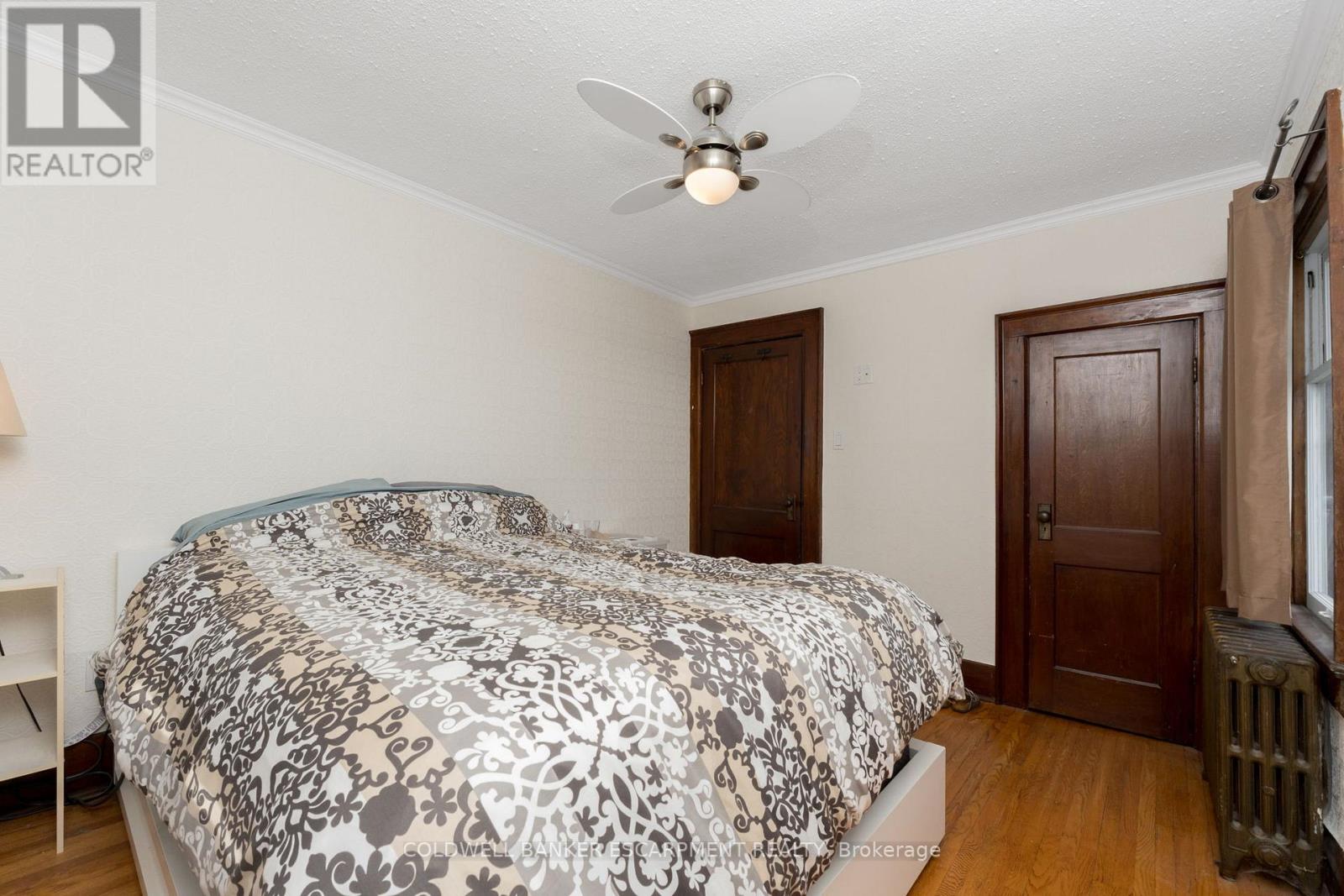 A - 20 Mill Street E, Halton Hills (Ac Acton), Ontario  L7J 1G9 - Photo 16 - W12926970