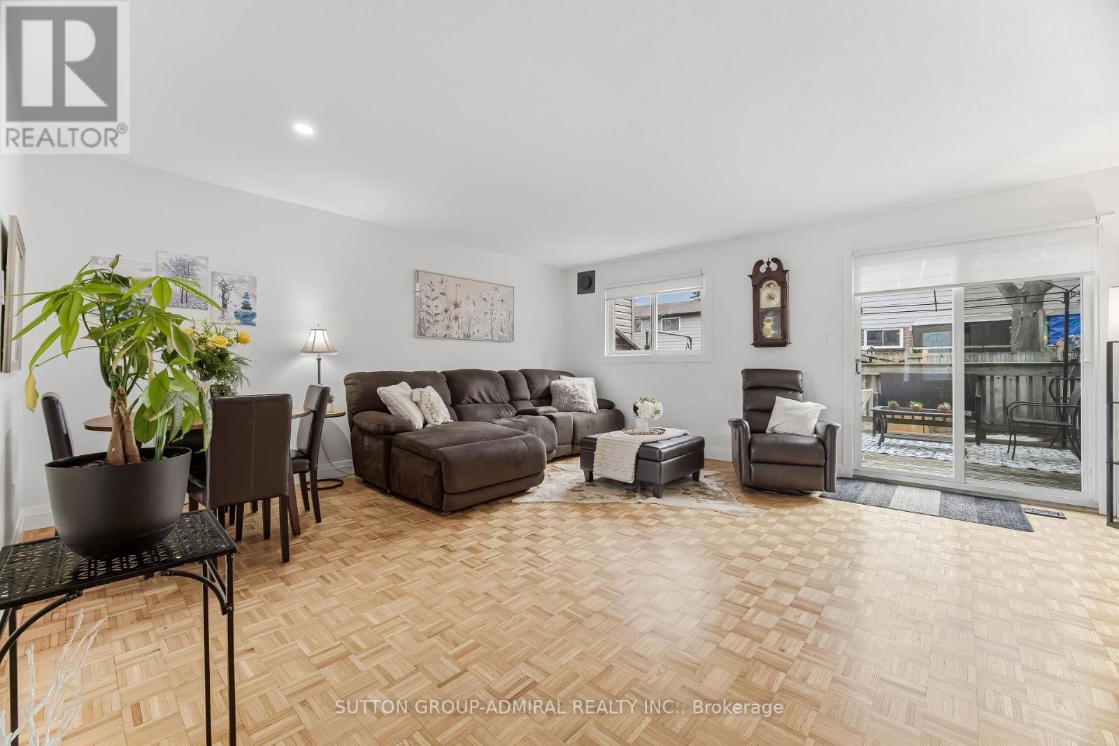 73 - 73 Kingham Road, Halton Hills (Ac Acton), Ontario  L7J 1S3 - Photo 10 - W12927846