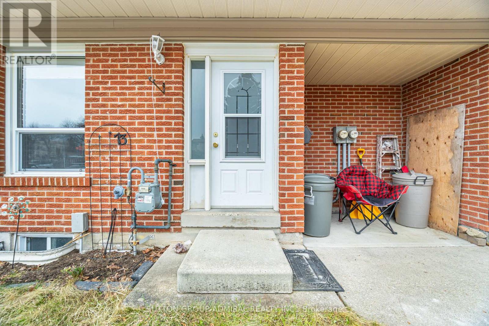 73 - 73 Kingham Road, Halton Hills (Ac Acton), Ontario  L7J 1S3 - Photo 2 - W12927846