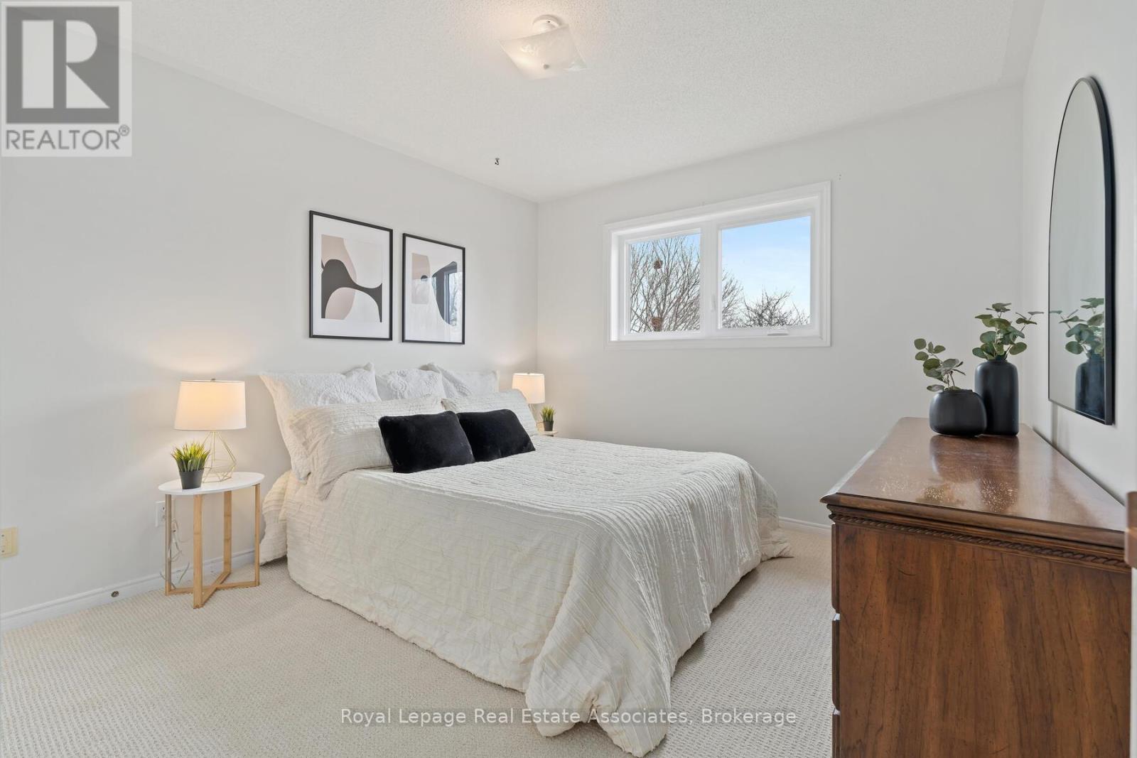 80 Lauchlin Crescent, Halton Hills (Georgetown), Ontario  L7G 5R5 - Photo 22 - W12927882