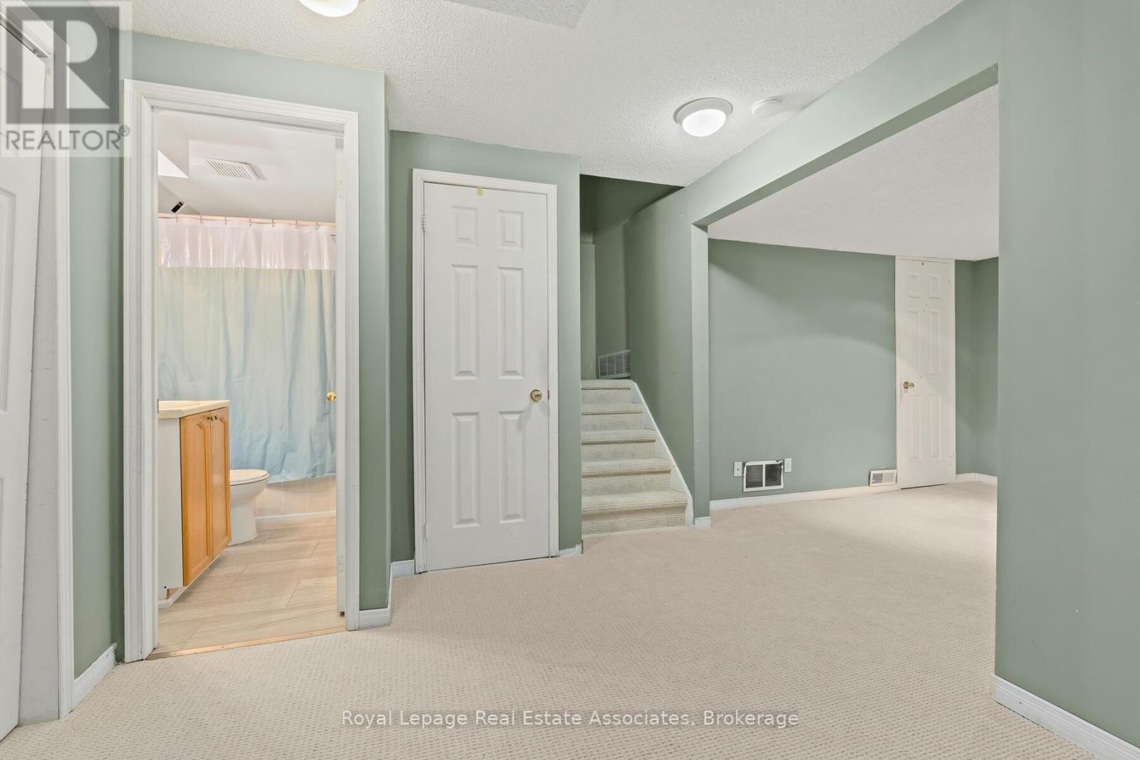 80 Lauchlin Crescent, Halton Hills (Georgetown), Ontario  L7G 5R5 - Photo 26 - W12927882