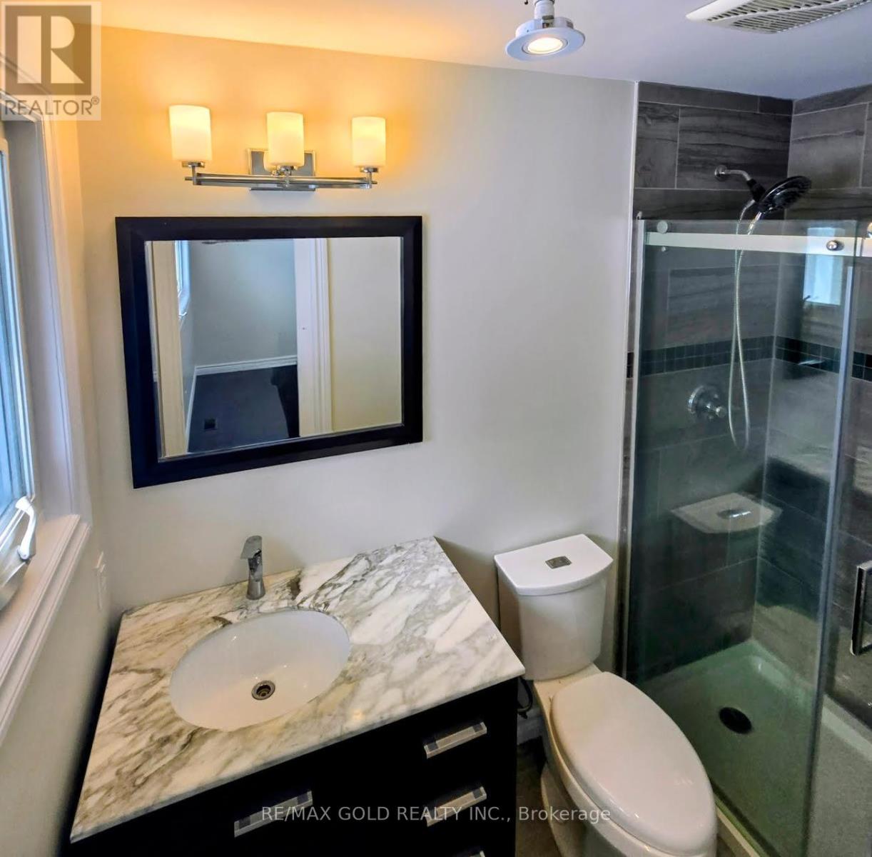 10512 Trafalgar Road, Halton Hills (Rural Halton Hills), Ontario  L7G 4S5 - Photo 7 - W12928468