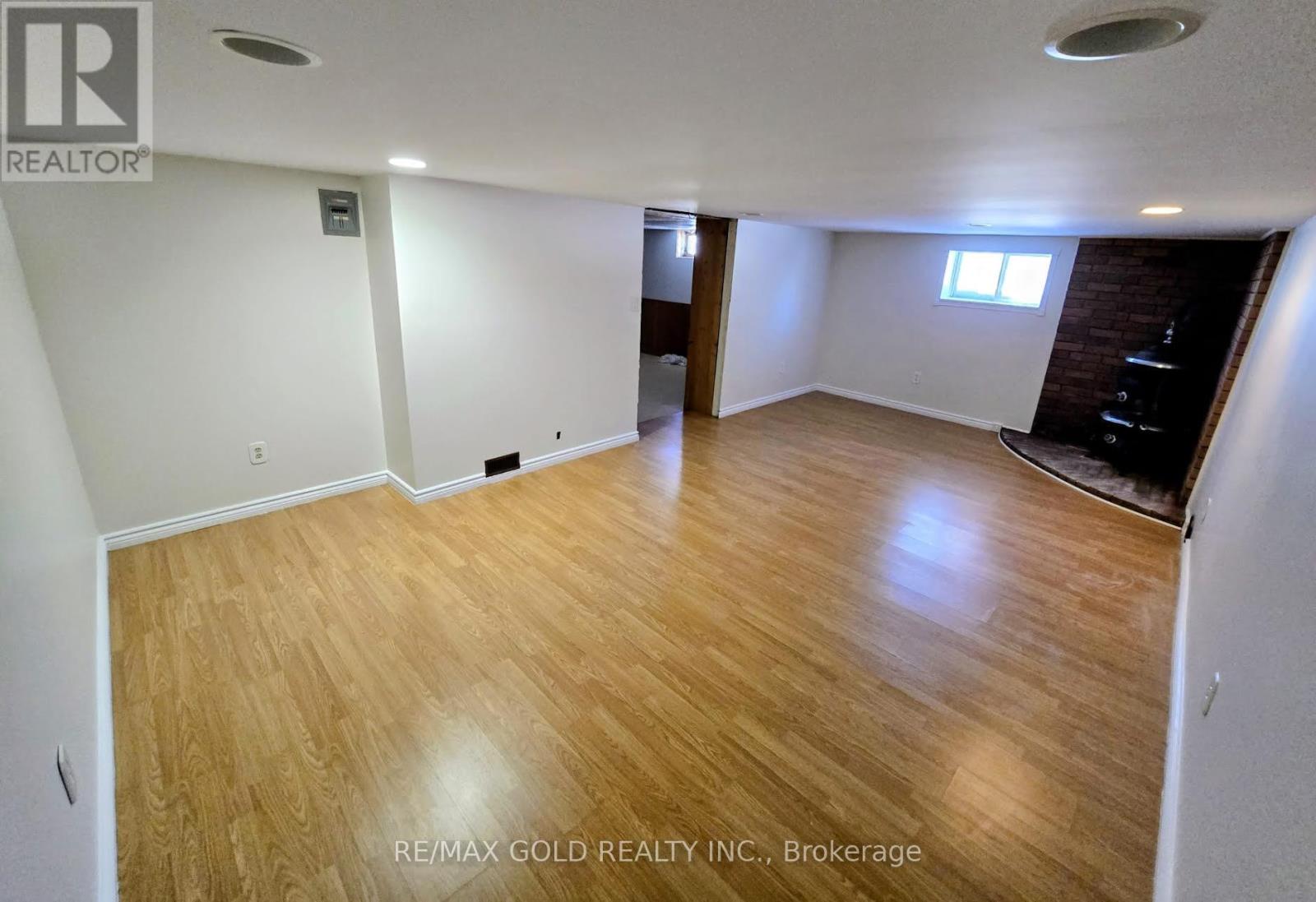 10512 Trafalgar Road, Halton Hills (Rural Halton Hills), Ontario  L7G 4S5 - Photo 9 - W12928468