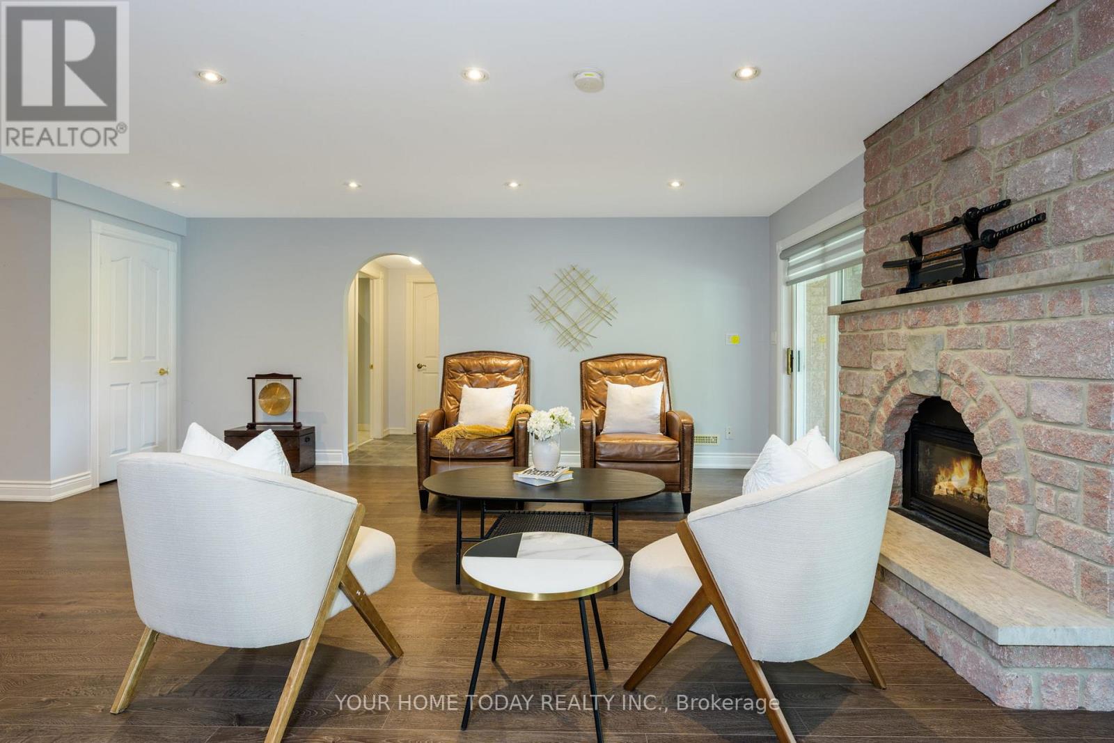 21 Turtle Lake Drive, Halton Hills (Rural Halton Hills), Ontario  L7J 2W7 - Photo 38 - W12928654