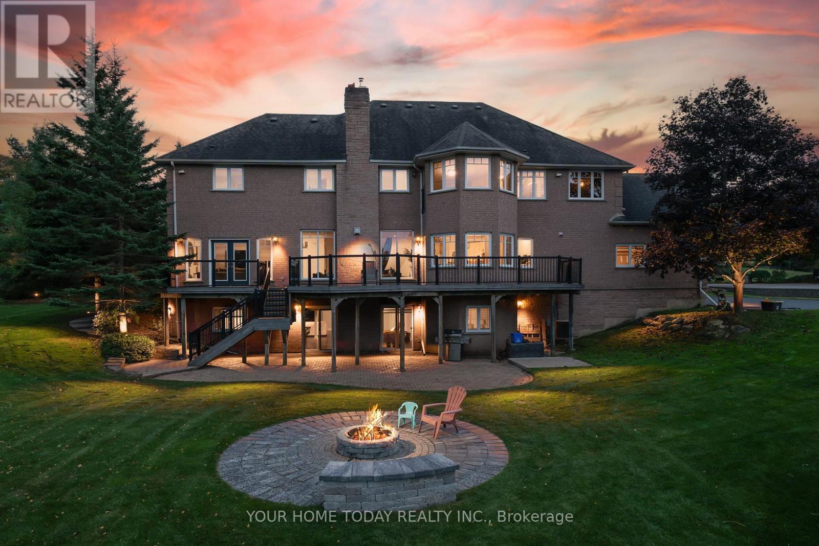 21 Turtle Lake Drive, Halton Hills (Rural Halton Hills), Ontario  L7J 2W7 - Photo 44 - W12928654