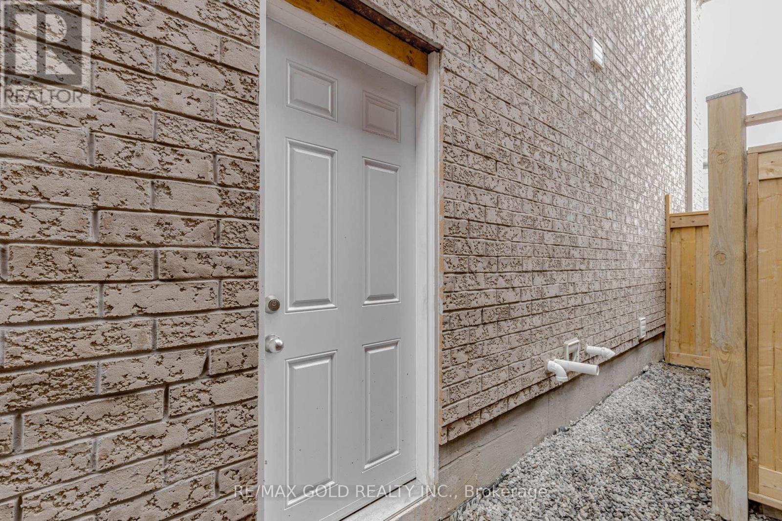 15351 Danby Road, Halton Hills (Georgetown), Ontario  L7G 0H6 - Photo 35 - W12928778