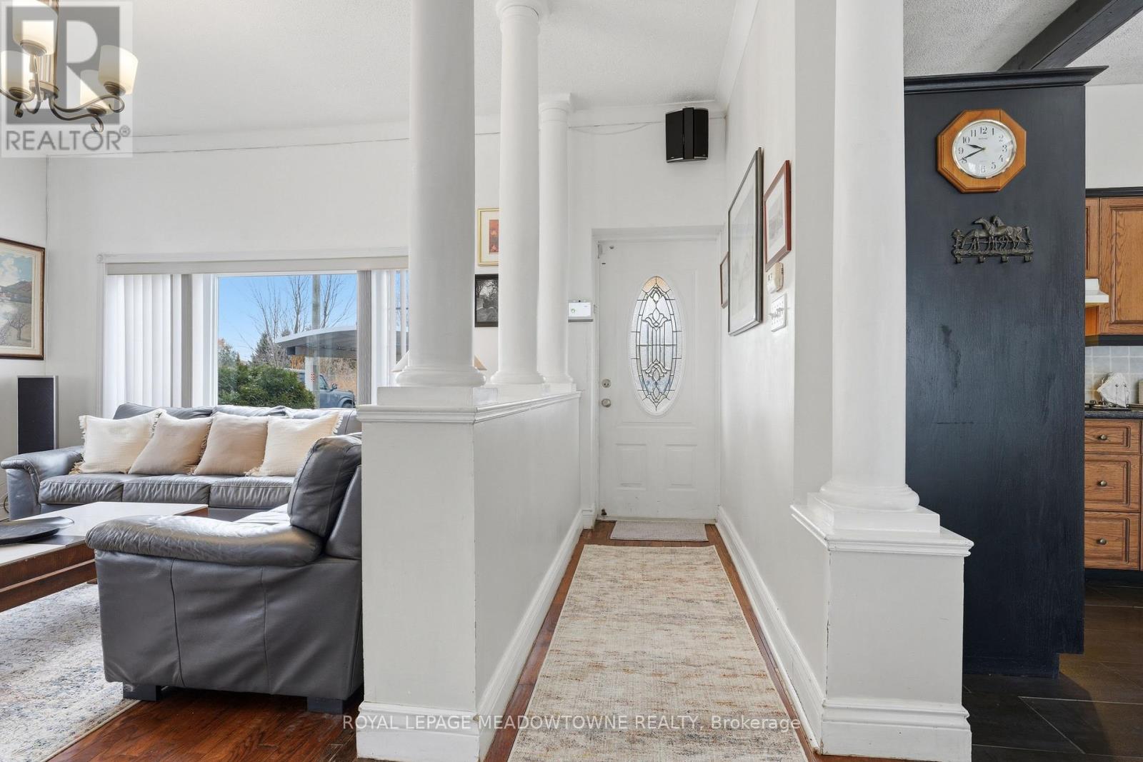 152 Confederation Street, Halton Hills (Glen Williams), Ontario  L7G 4S8 - Photo 15 - W12929054