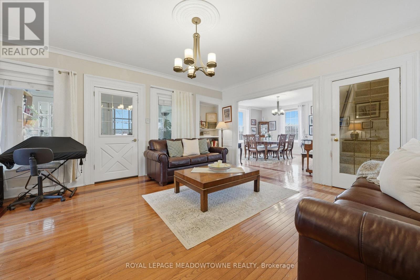 152 Confederation Street, Halton Hills (Glen Williams), Ontario  L7G 4S8 - Photo 11 - W12929066