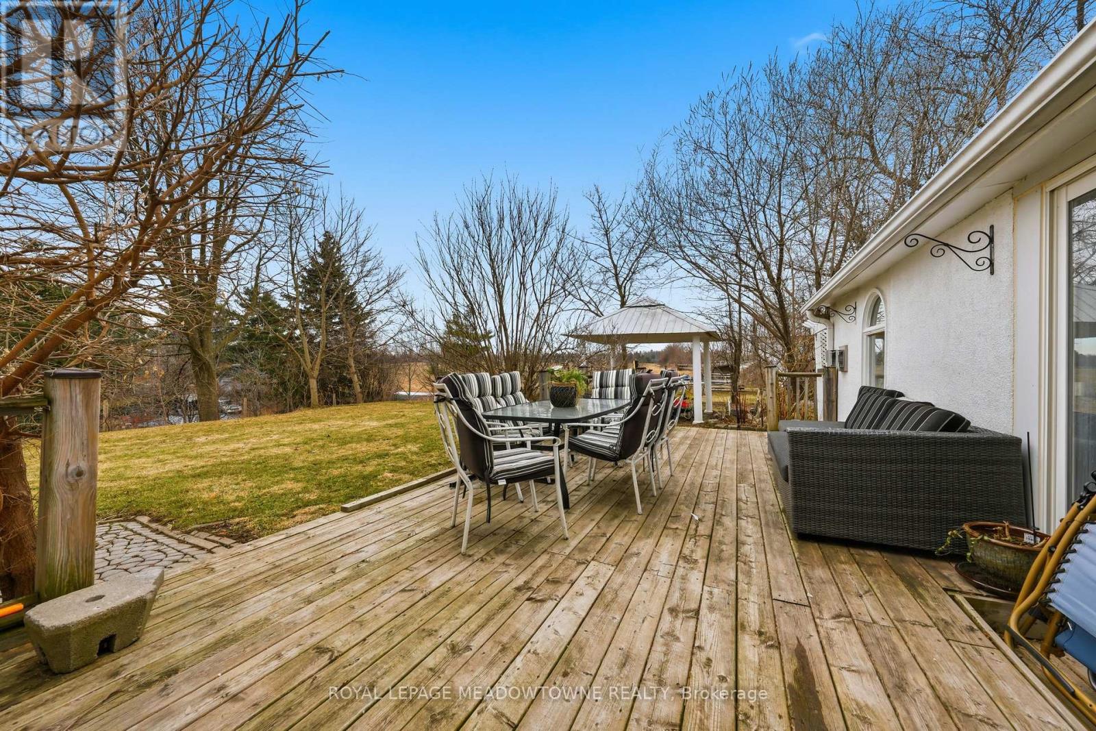 152 Confederation Street, Halton Hills (Glen Williams), Ontario  L7G 4S8 - Photo 26 - W12929066