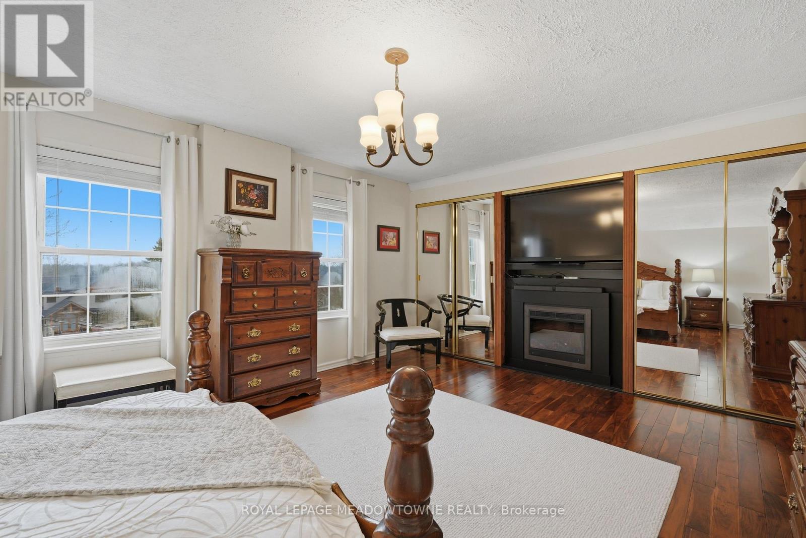 152 Confederation Street, Halton Hills (Glen Williams), Ontario  L7G 4S8 - Photo 35 - W12929066