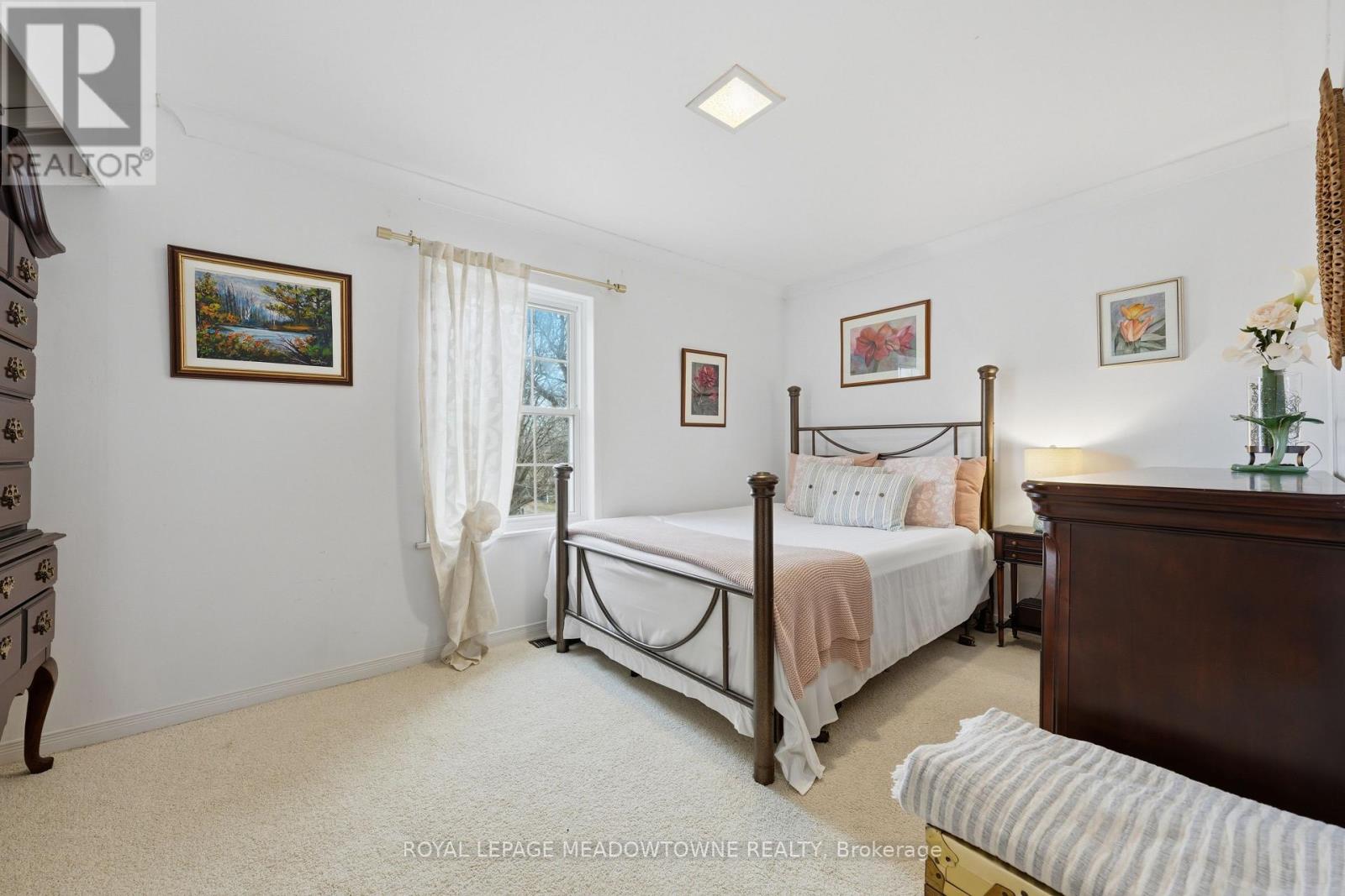 152 Confederation Street, Halton Hills (Glen Williams), Ontario  L7G 4S8 - Photo 36 - W12929066