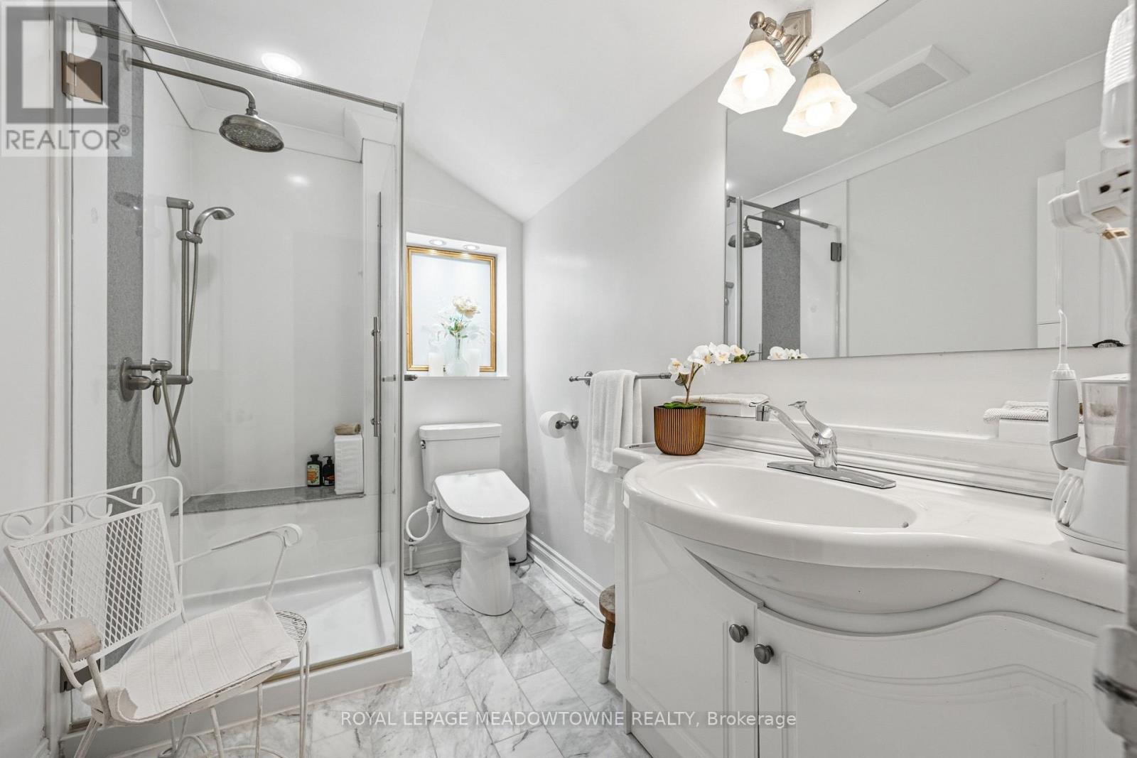 152 Confederation Street, Halton Hills (Glen Williams), Ontario  L7G 4S8 - Photo 37 - W12929066