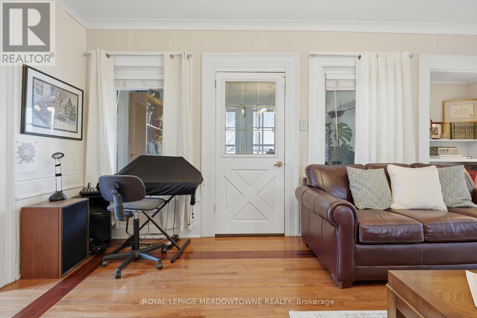 152 Confederation Street, Halton Hills (Glen Williams), Ontario  L7G 4S8 - Photo 8 - W12929066