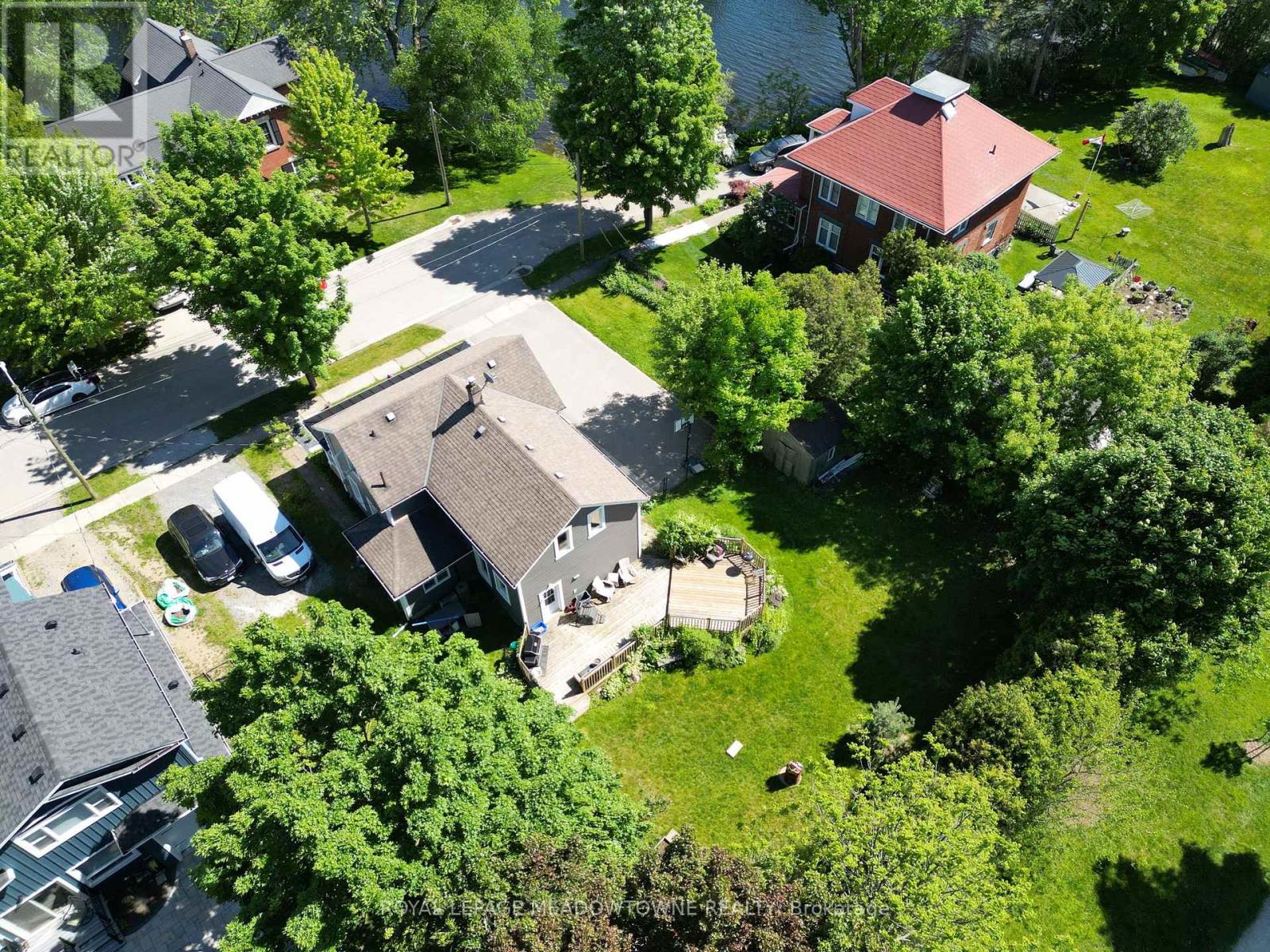 87 Lake Avenue, Halton Hills (Ac Acton), Ontario  L7J 1G1 - Photo 17 - W12930754