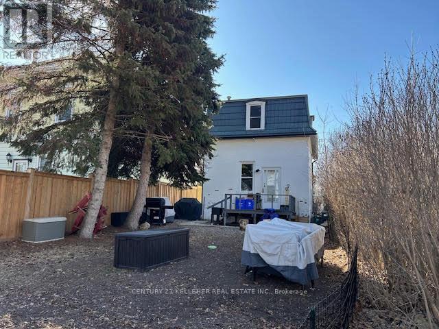 45 King Street, Halton Hills (Georgetown), Ontario  L7G 2G3 - Photo 3 - W12931670