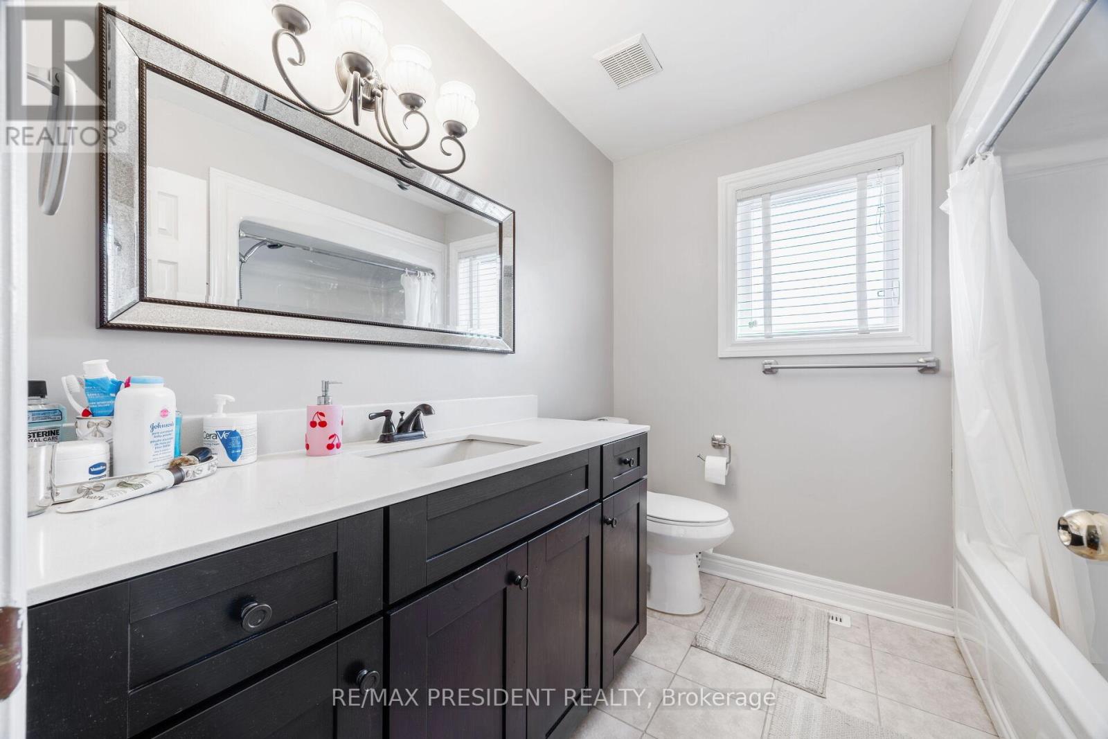 14 Samuel Crescent, Halton Hills (Georgetown), Ontario  L7G 5J2 - Photo 39 - W12932182