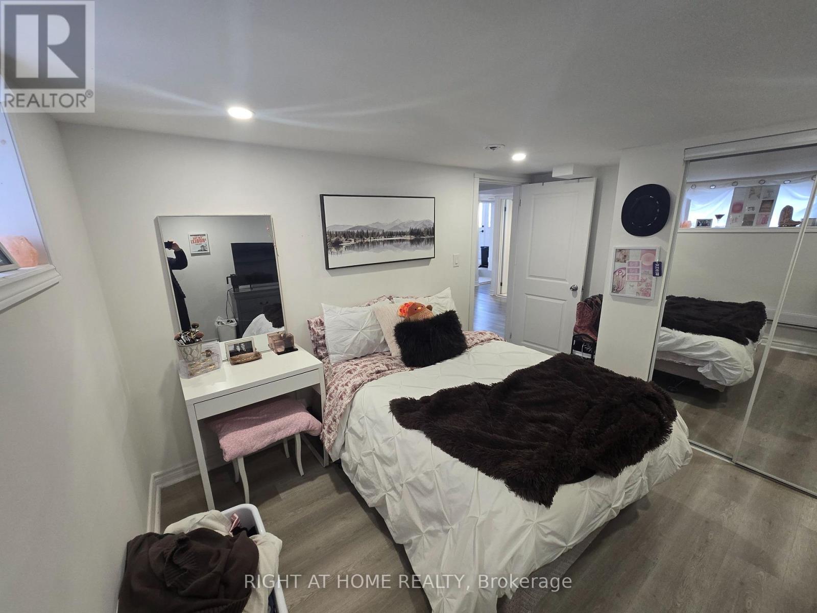 3 - 18 Ewing Street, Halton Hills (Georgetown), Ontario  L7G 2P7 - Photo 12 - W12933412