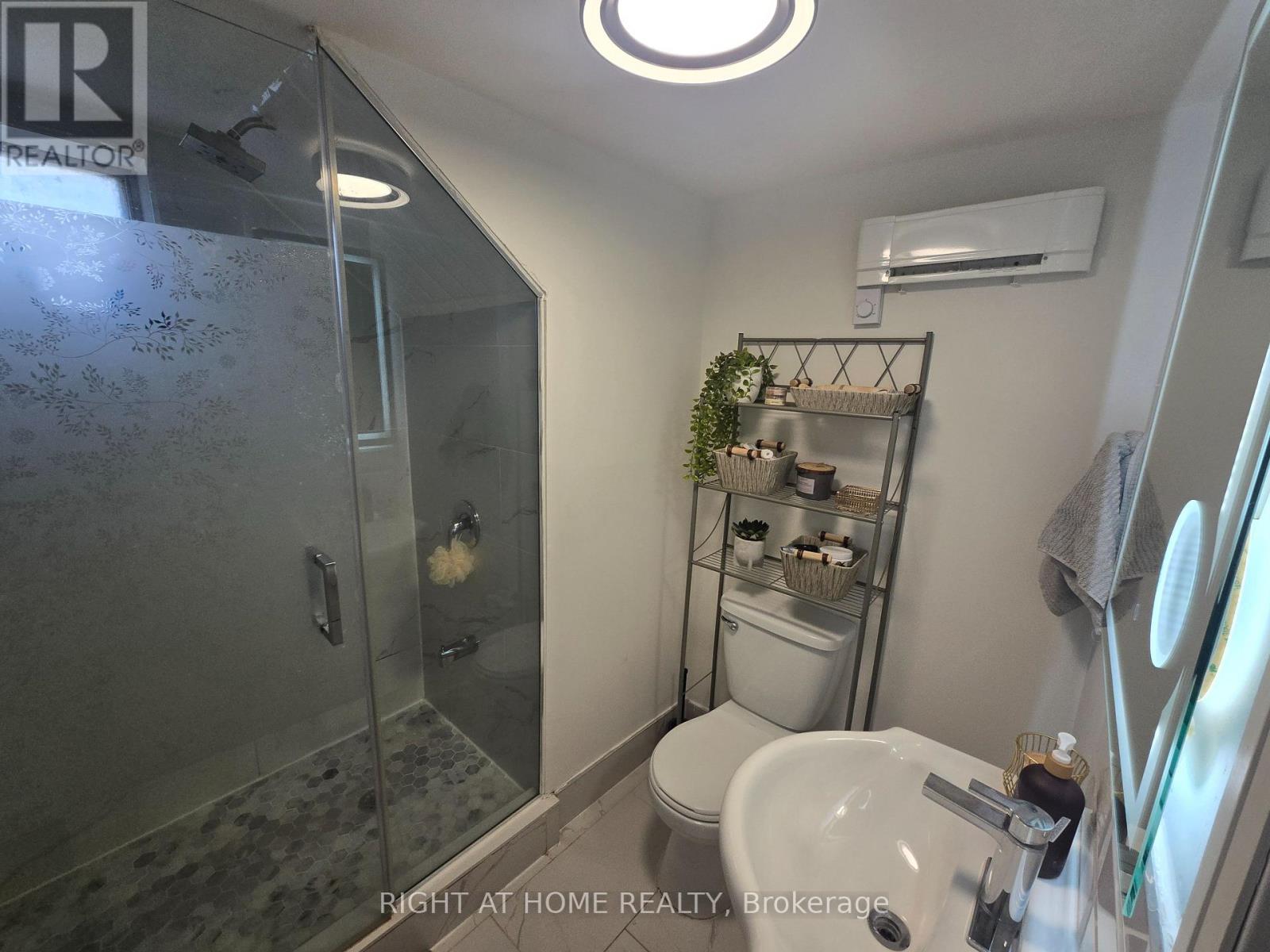 3 - 18 Ewing Street, Halton Hills (Georgetown), Ontario  L7G 2P7 - Photo 21 - W12933412