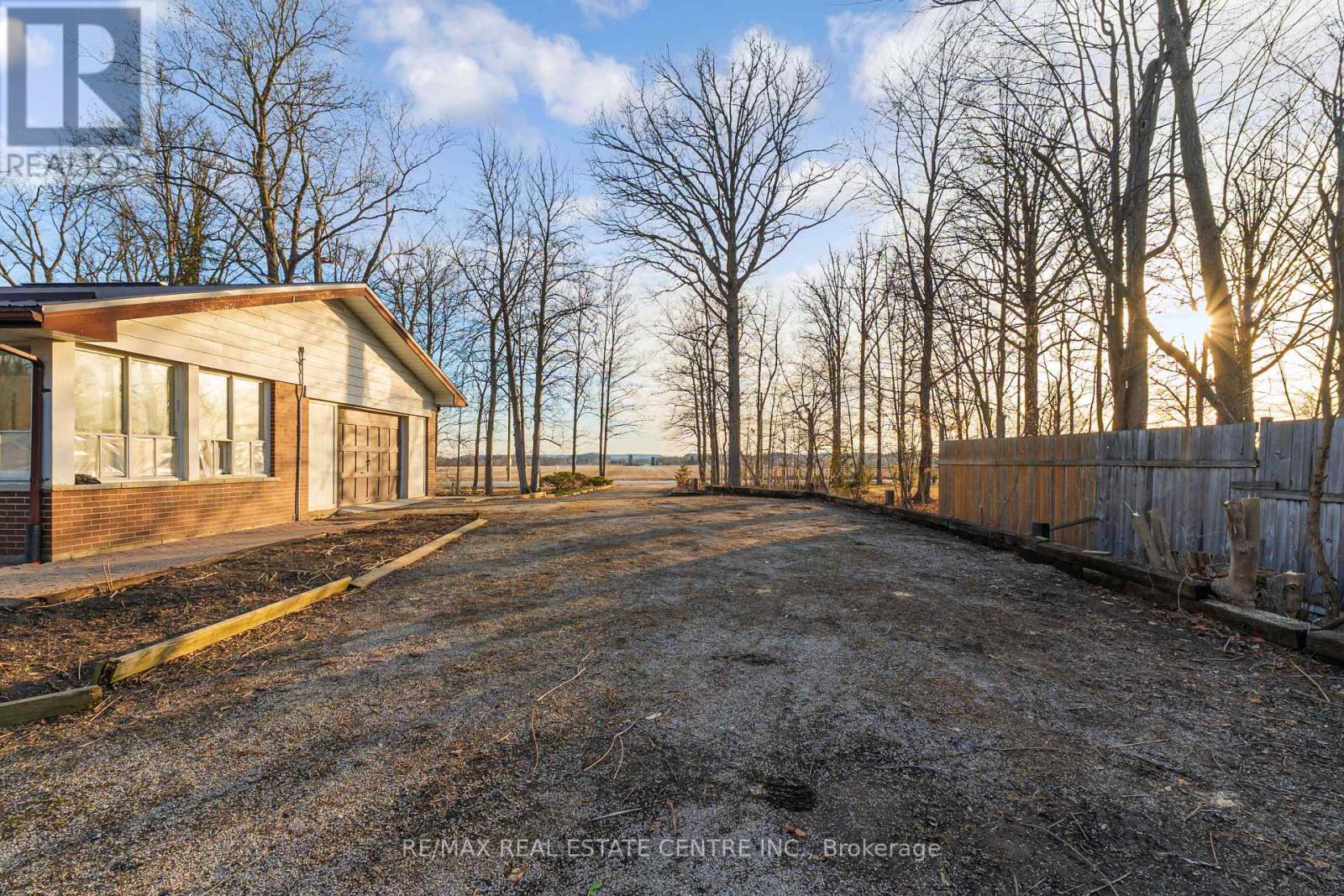8449 8th Line, Halton Hills (Rural Halton Hills), Ontario  L7G 4S5 - Photo 34 - W12933428