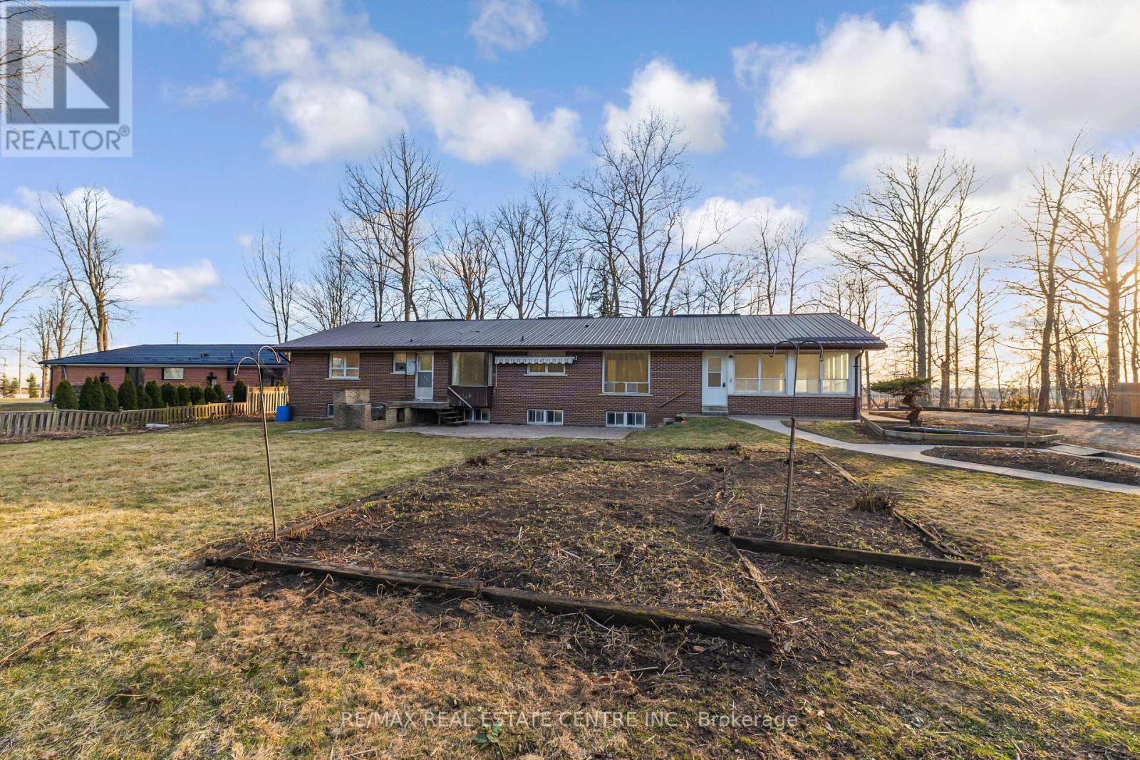 8449 8th Line, Halton Hills (Rural Halton Hills), Ontario  L7G 4S5 - Photo 42 - W12933428