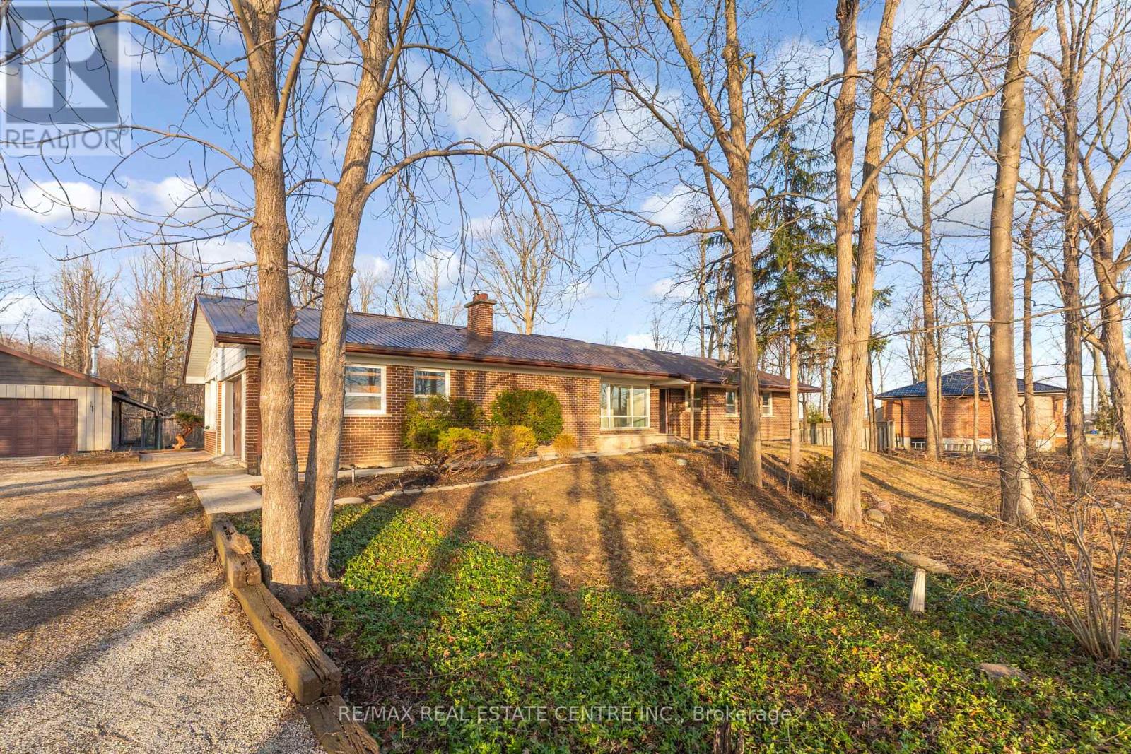 8449 8th Line, Halton Hills (Rural Halton Hills), Ontario  L7G 4S5 - Photo 44 - W12933428