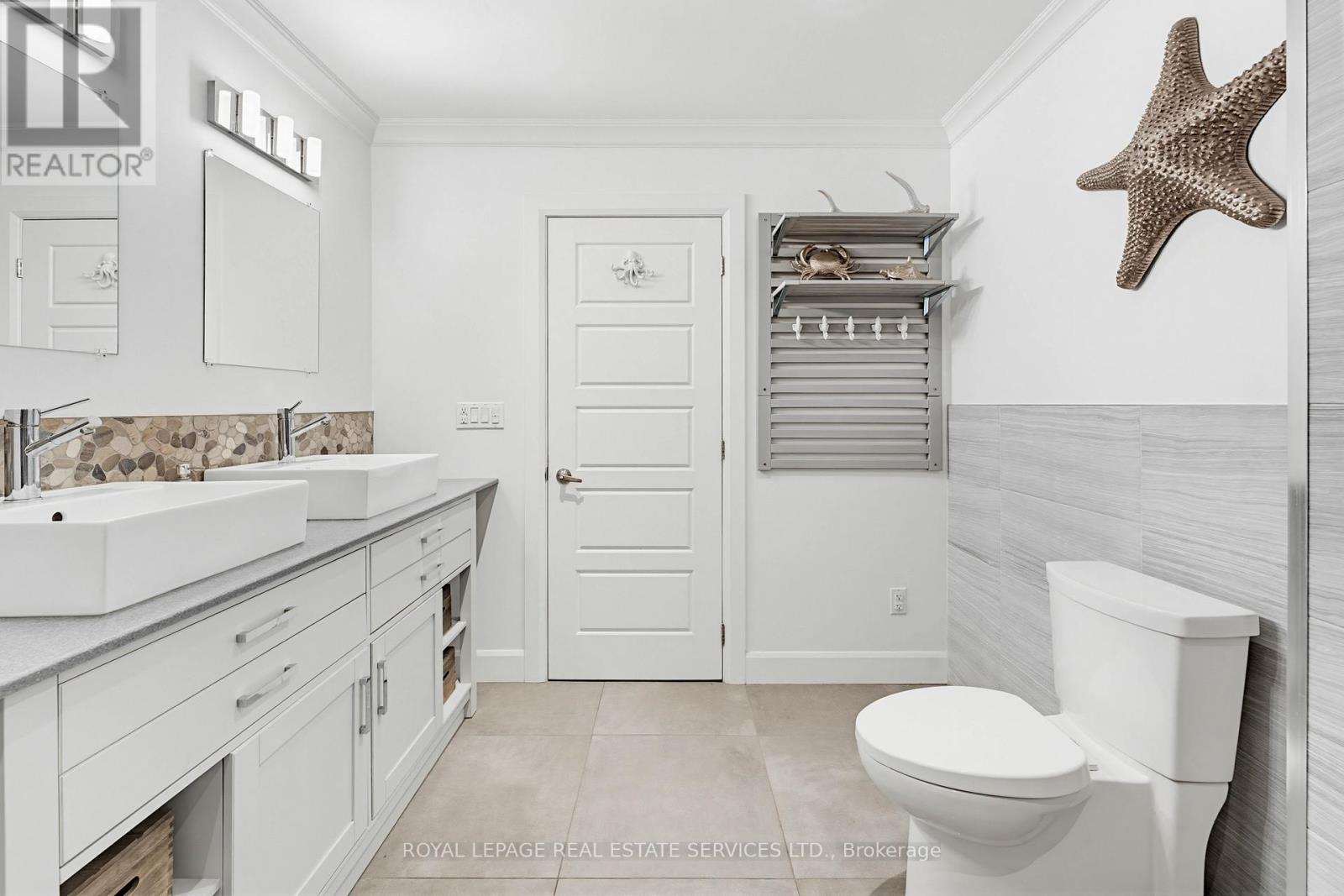 18 Cherry Street, Halton Hills (Georgetown), Ontario  L7G 3J8 - Photo 24 - W12933612