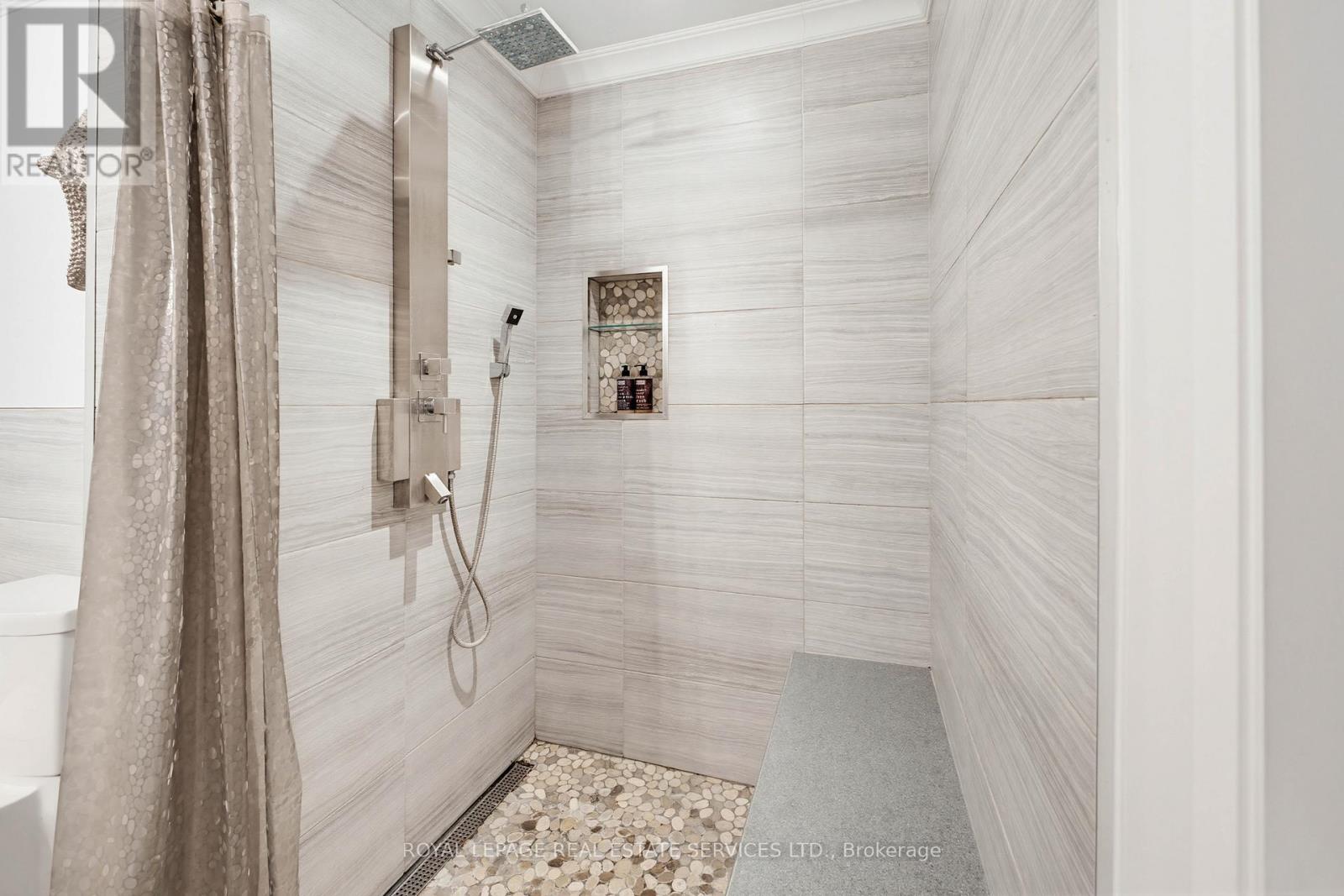 18 Cherry Street, Halton Hills (Georgetown), Ontario  L7G 3J8 - Photo 26 - W12933612