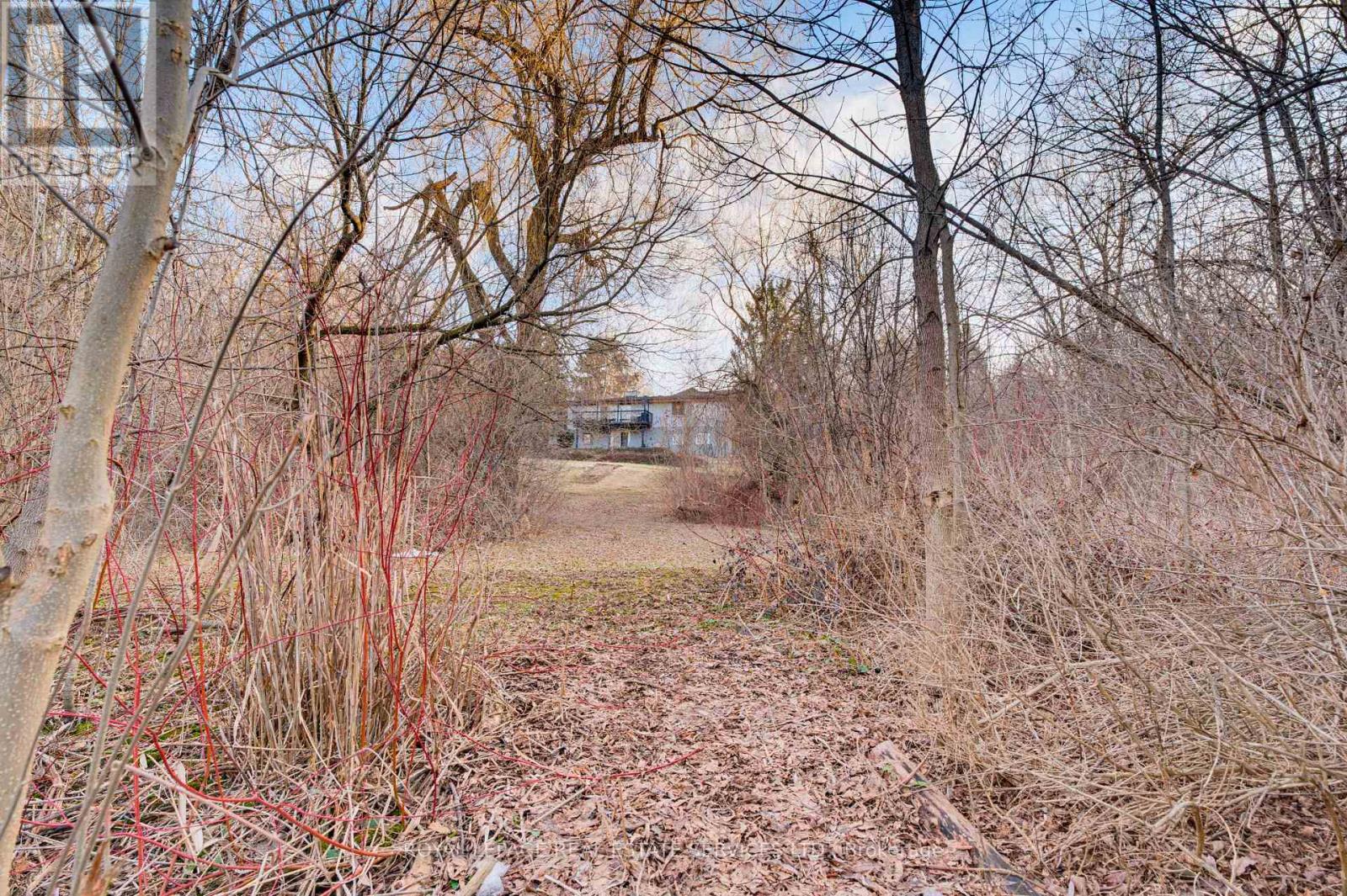 18 Cherry Street, Halton Hills (Georgetown), Ontario  L7G 3J8 - Photo 35 - W12933612