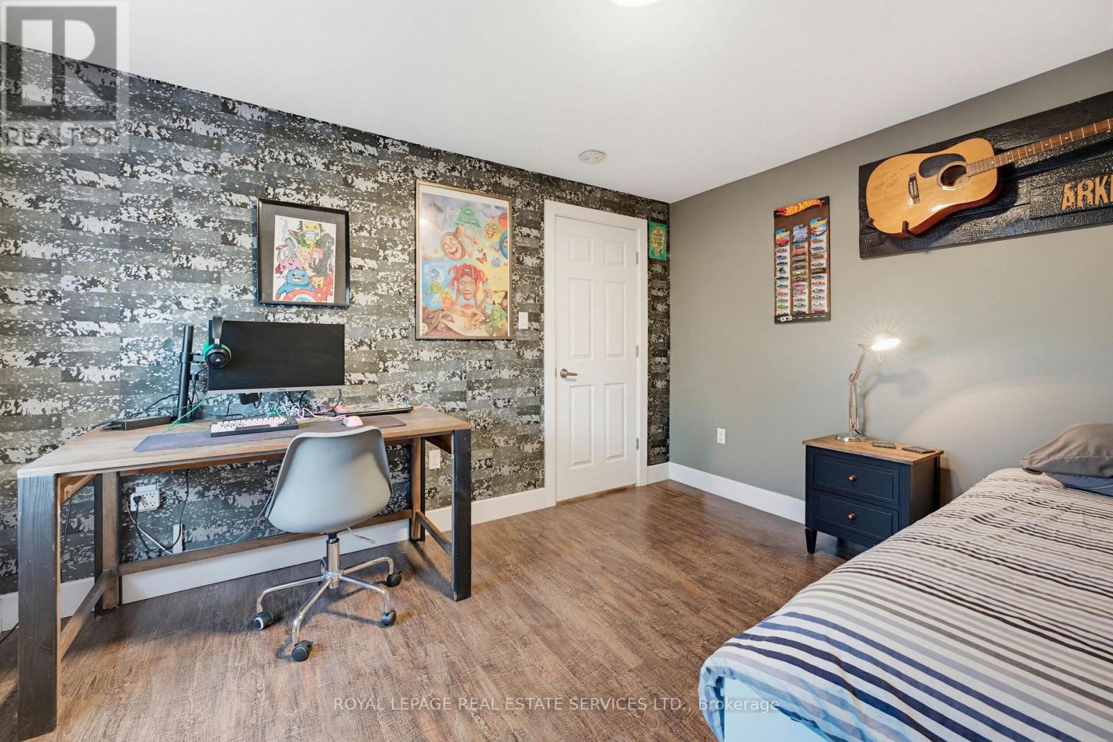 18 Cherry Street, Halton Hills (Georgetown), Ontario  L7G 3J8 - Photo 40 - W12933612